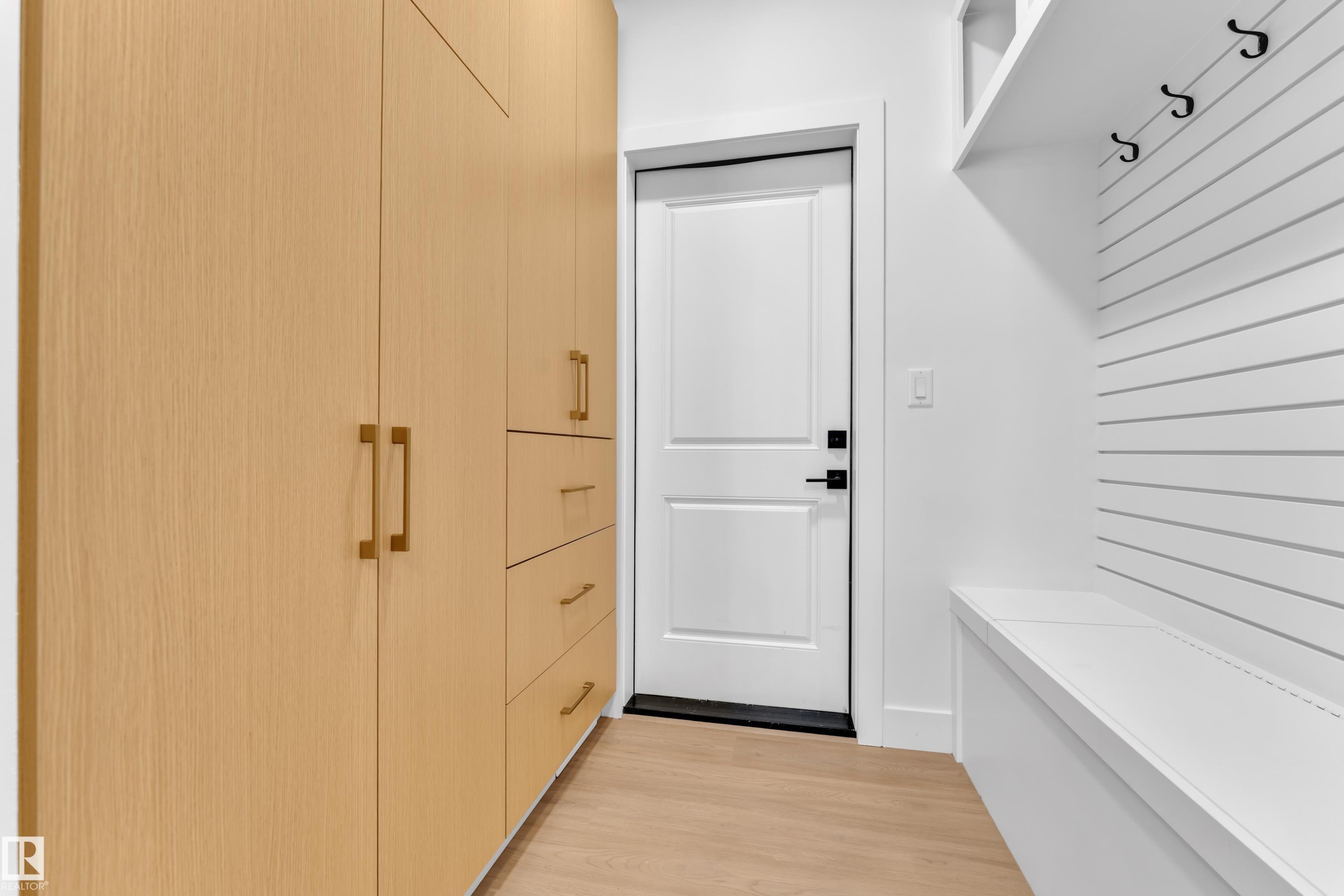 8790 Mayday Lane, Edmonton, AB - Indoor Photo Showing Other Room