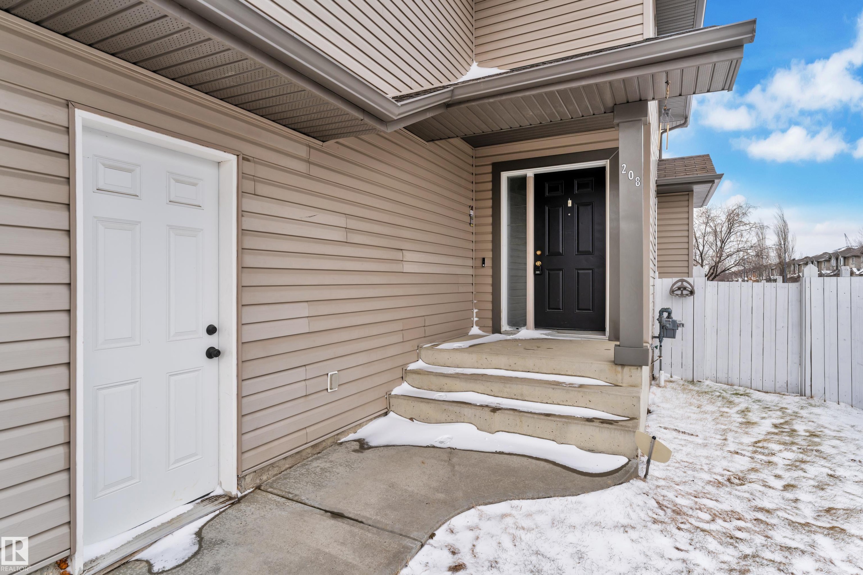 208 79 Street, Edmonton, AB - Outdoor