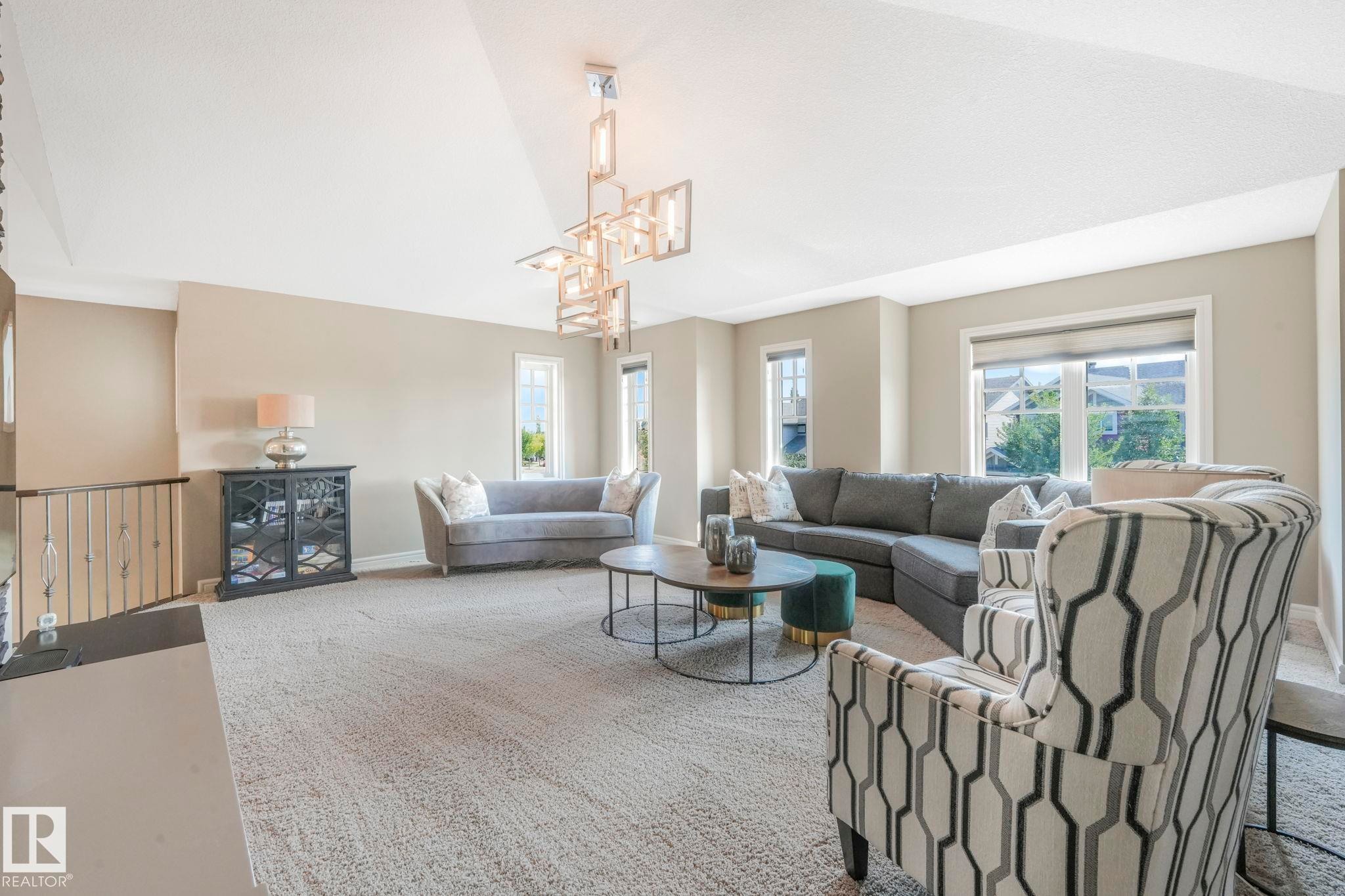 1232 Chahley Landing, Edmonton, AB - Indoor Photo Showing Living Room