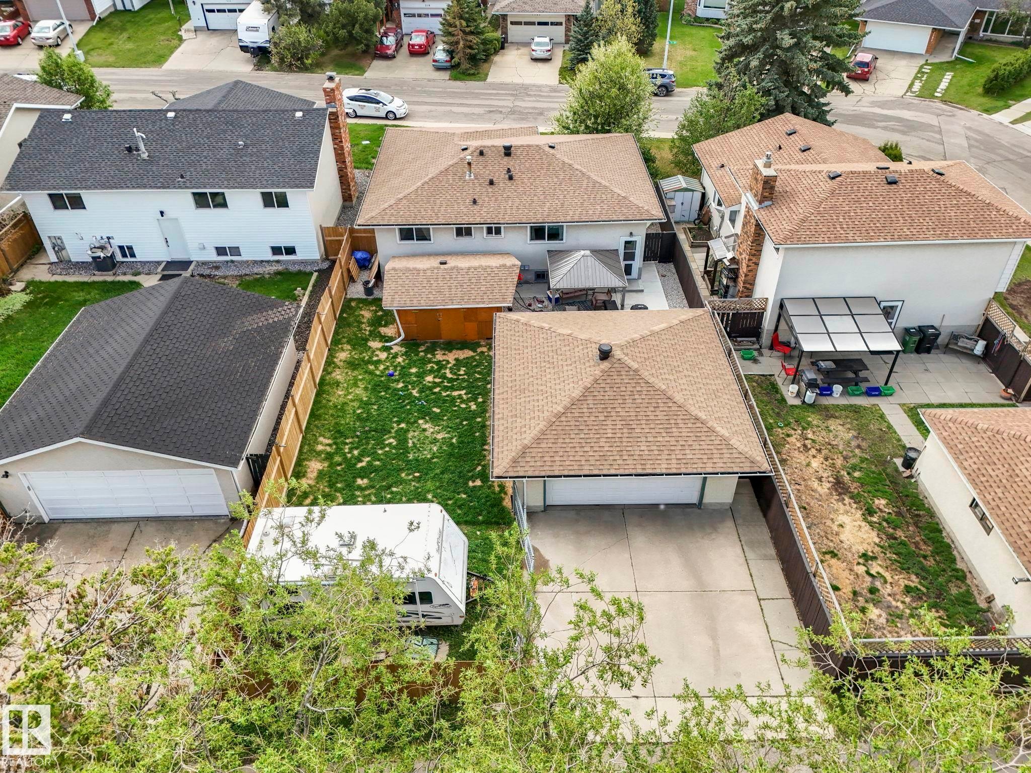 7120 39 Avenue, Edmonton, AB - Outdoor