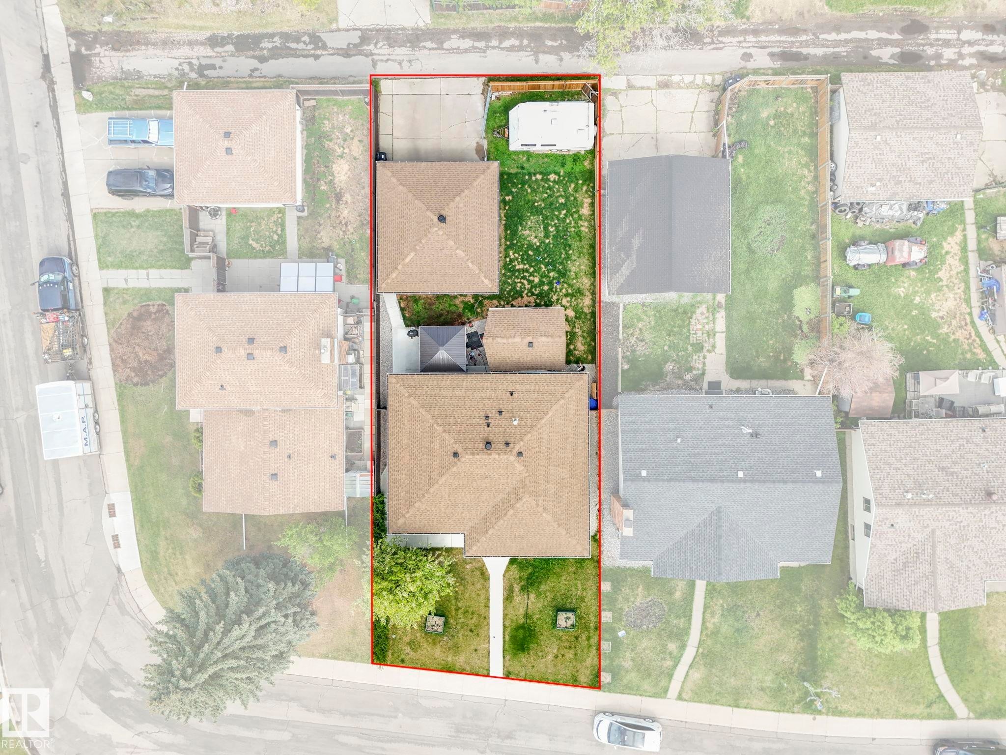 7120 39 Avenue, Edmonton, AB -