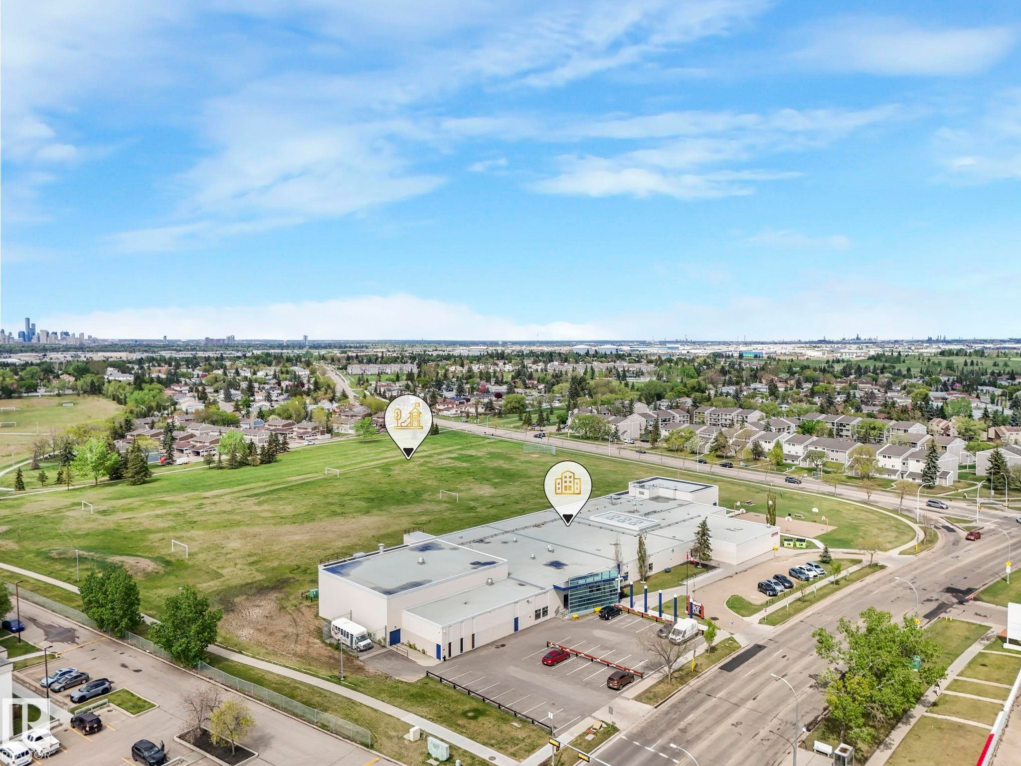 7120 39 Avenue, Edmonton, AB - Outdoor With View