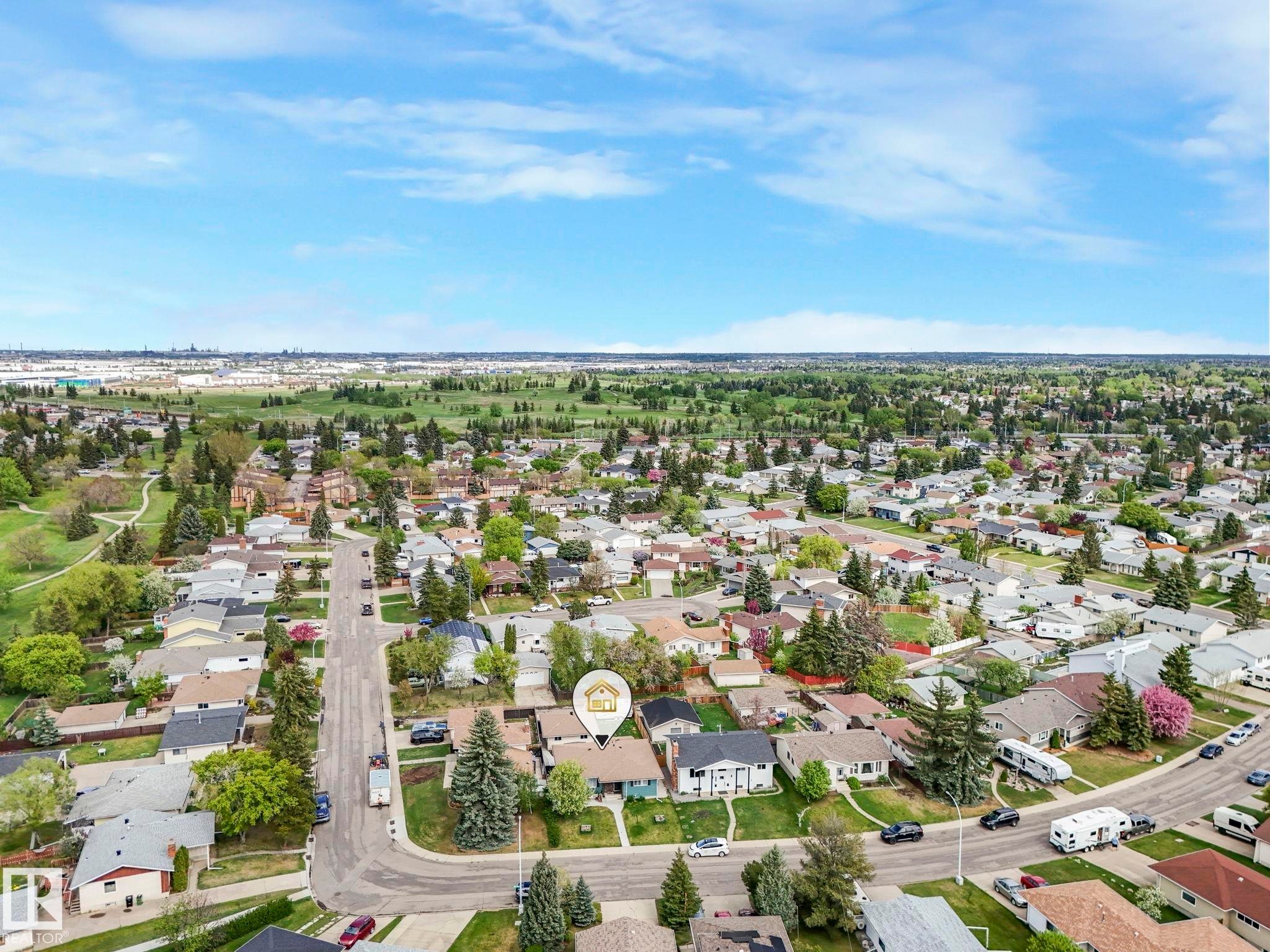 7120 39 Avenue, Edmonton, AB - Outdoor With View