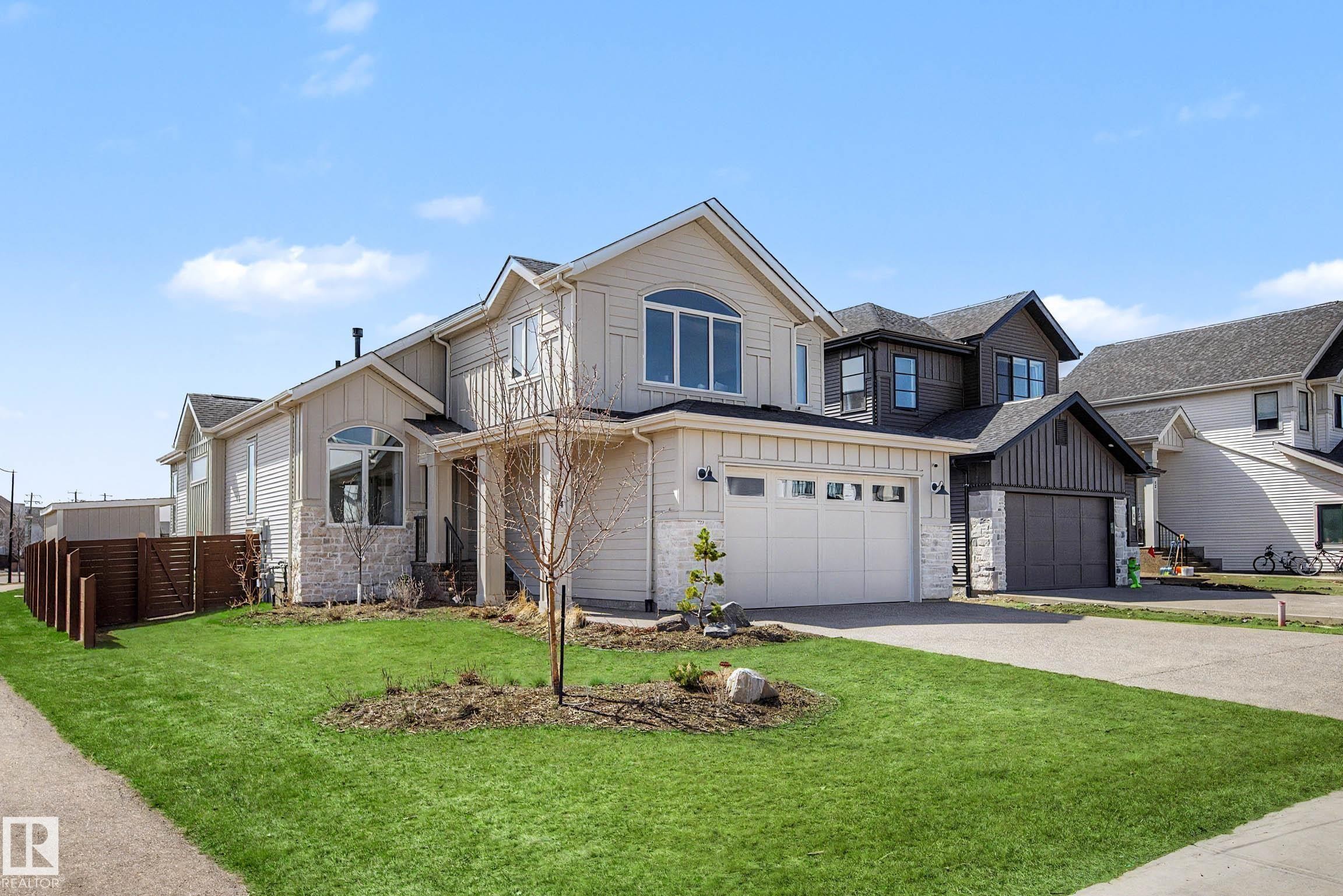 14 Jane Point(E), St. Albert, AB - Outdoor