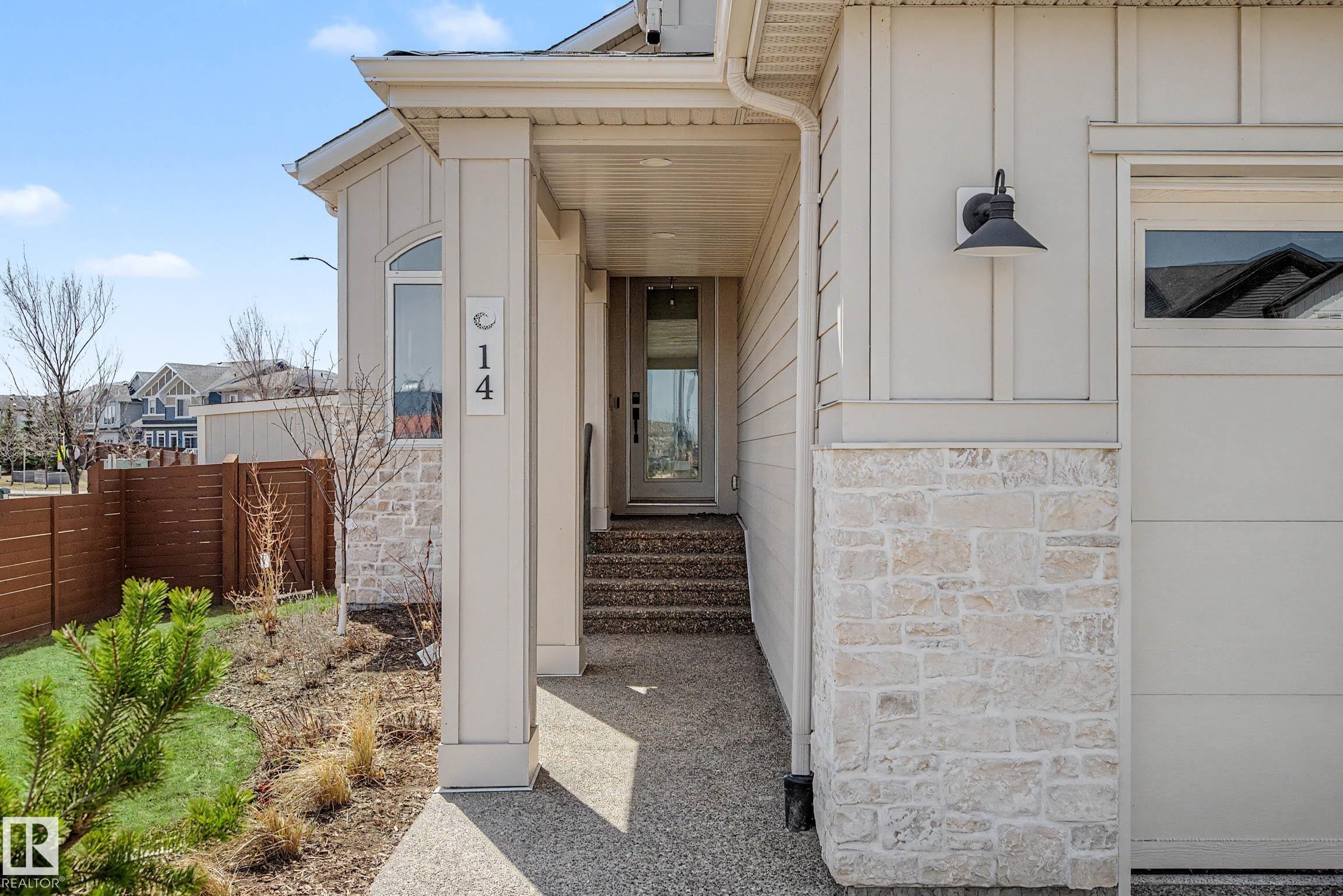 14 Jane Point(E), St. Albert, AB - Indoor Photo Showing Other Room