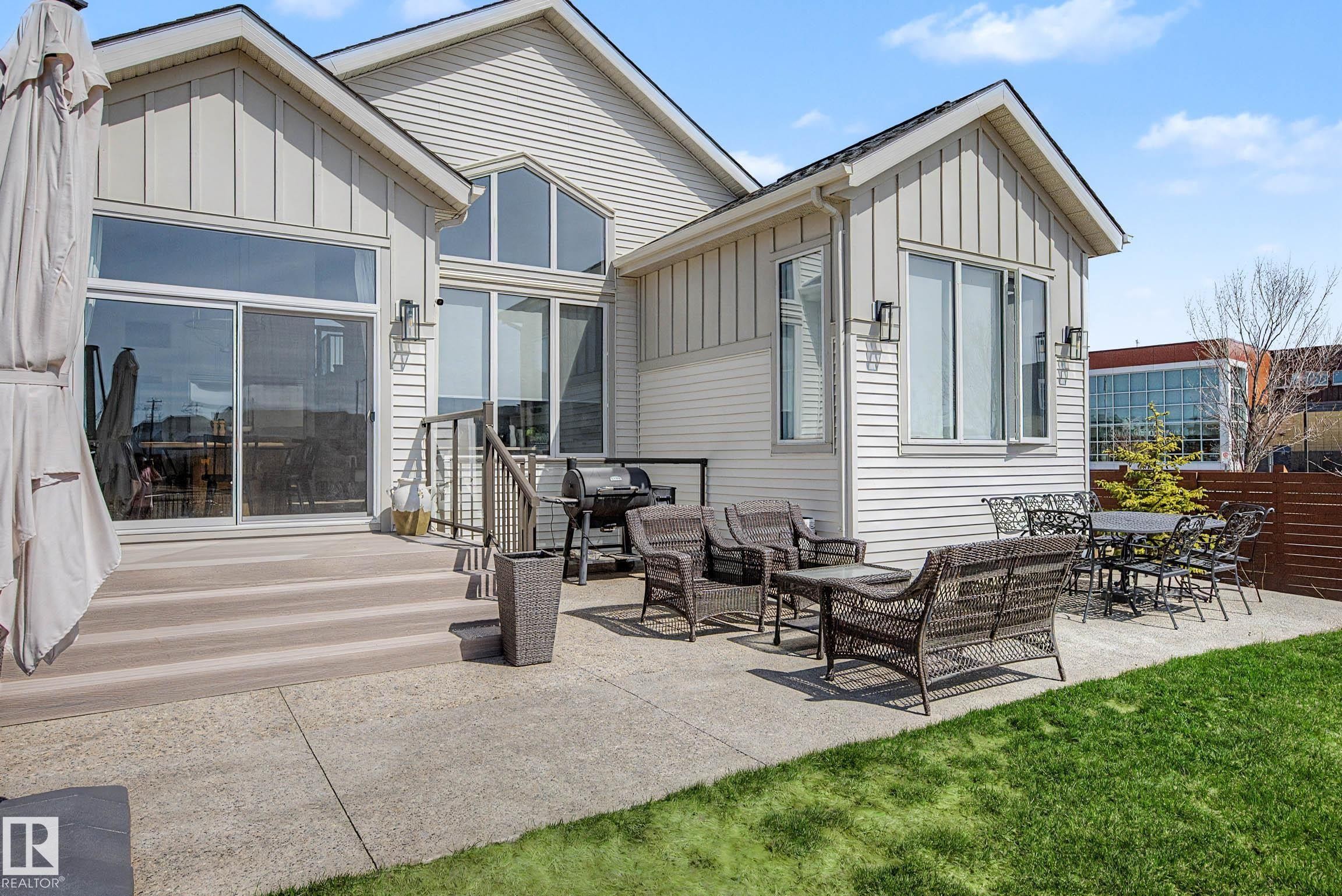 14 Jane Point(E), St. Albert, AB - Outdoor