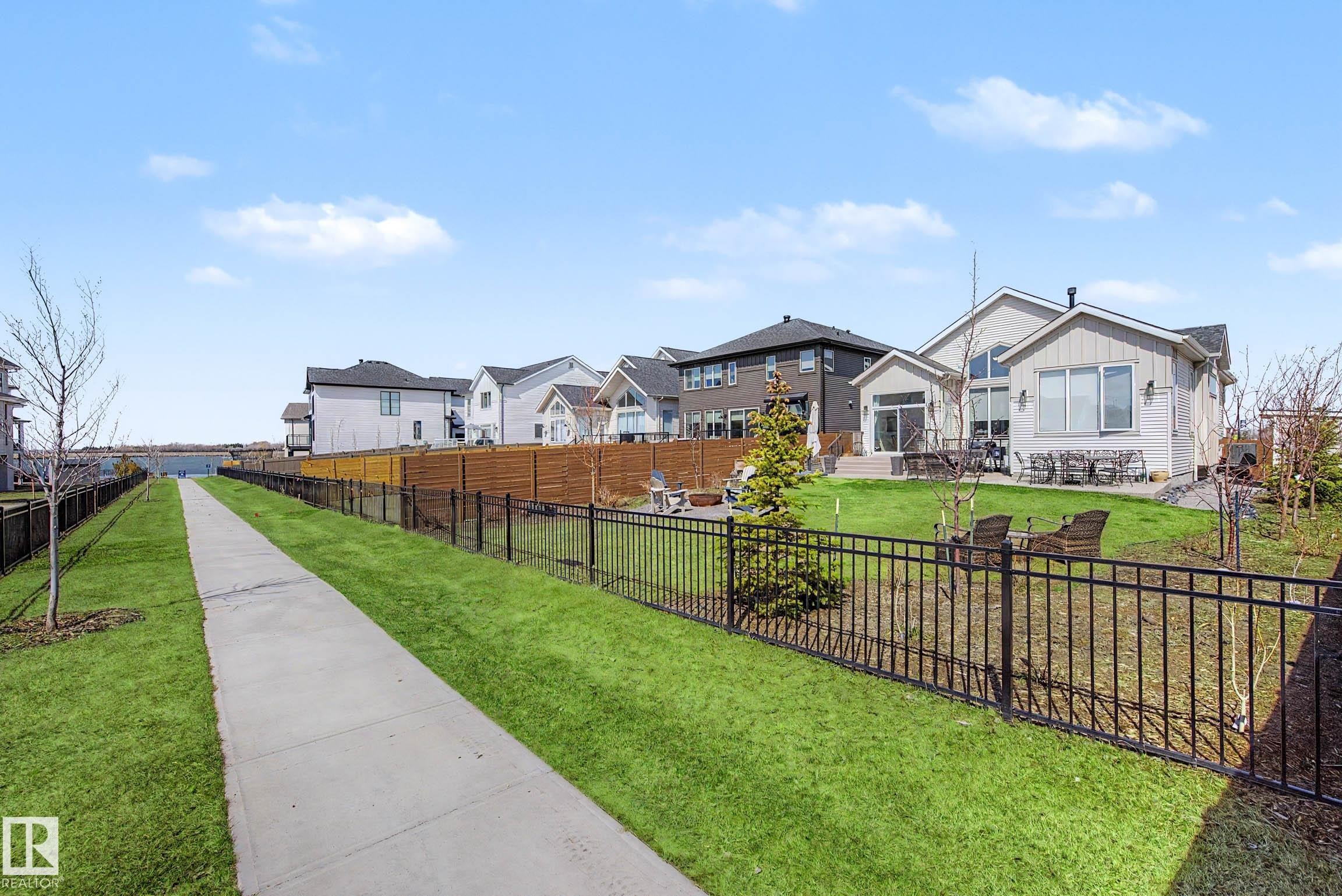 14 Jane Point(E), St. Albert, AB - Other