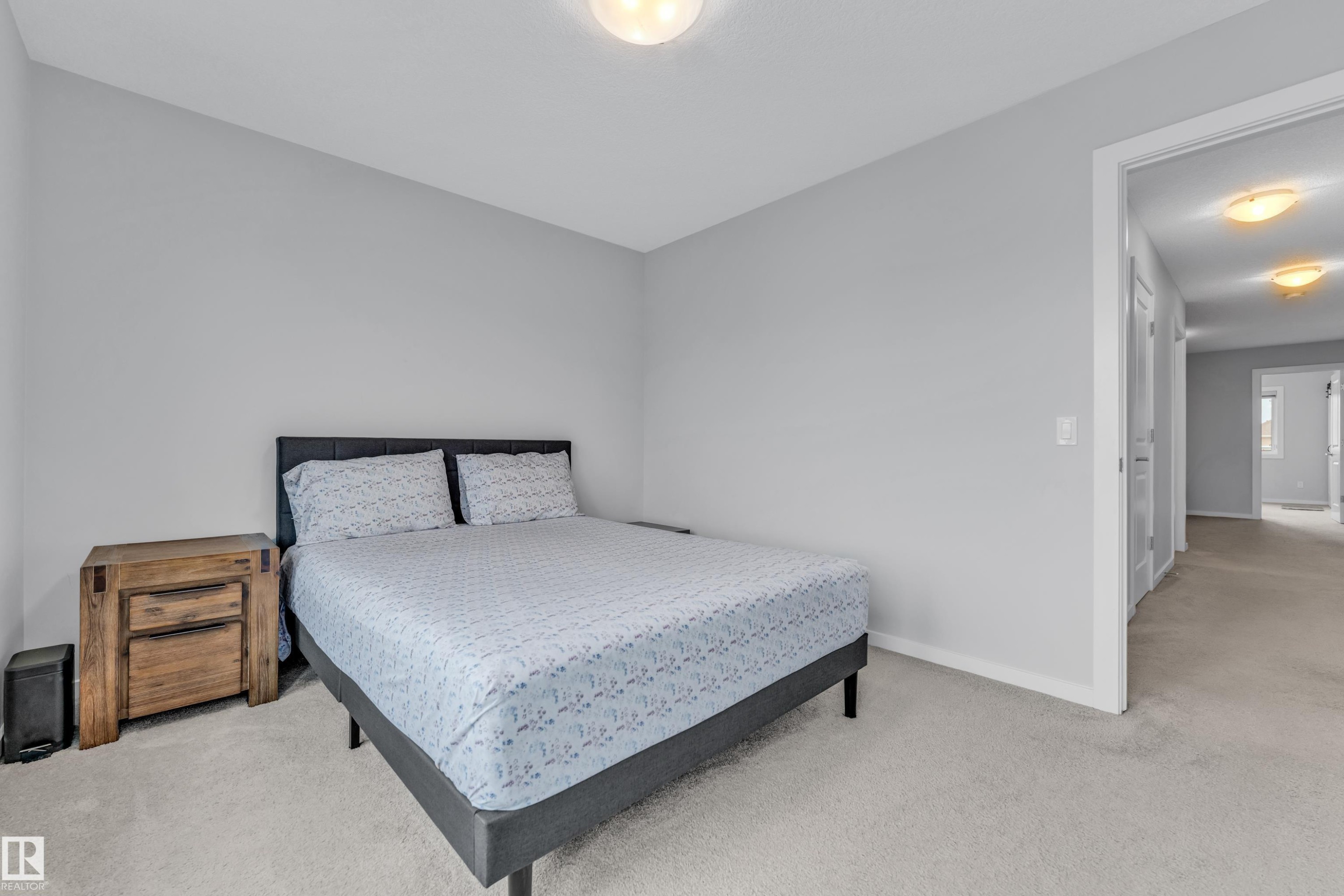 3545 Cherry Landing, Edmonton, AB - Indoor Photo Showing Bedroom