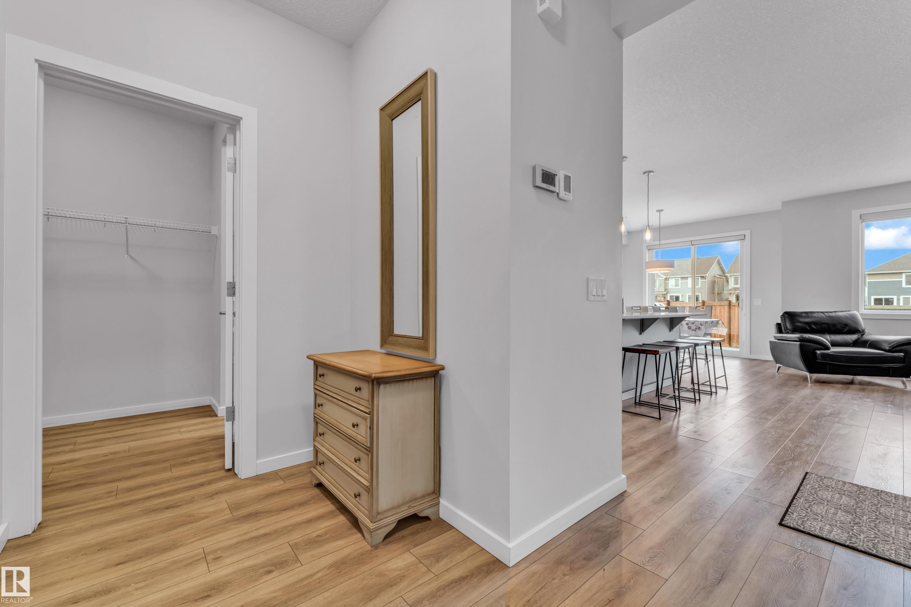 3545 Cherry Landing, Edmonton, AB - Indoor