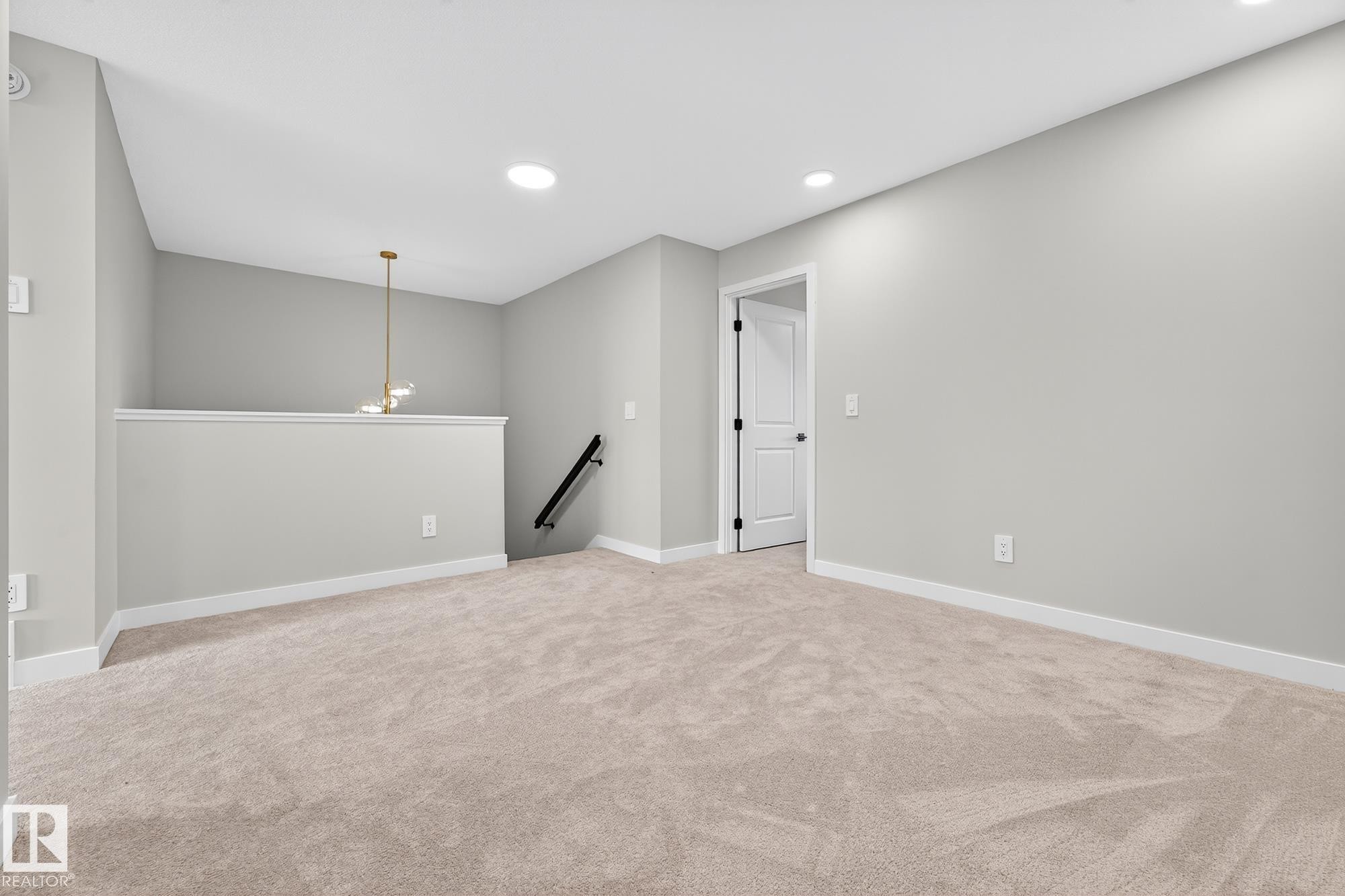 8245 Kiriak Loop, Edmonton, AB - Indoor Photo Showing Other Room
