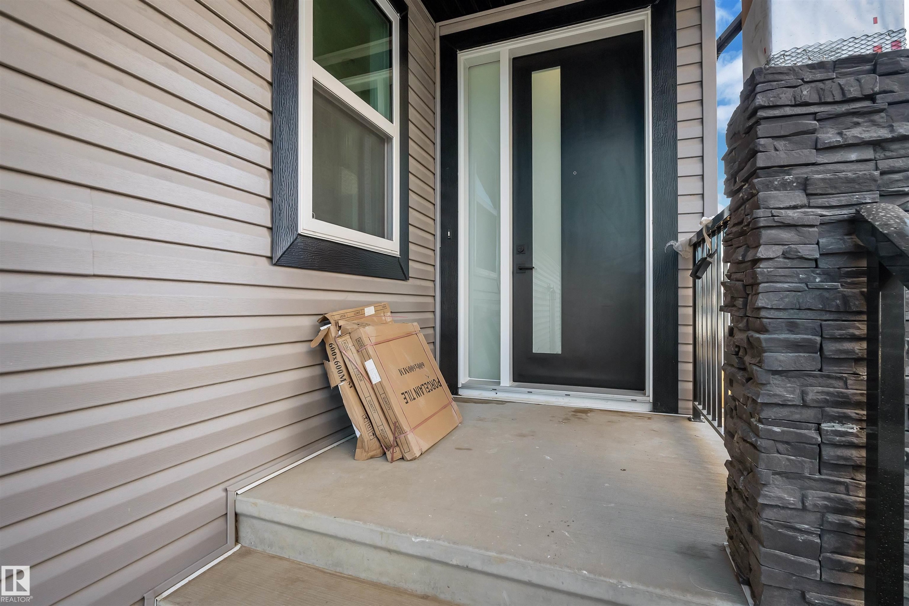 415 Pine Point(E), Leduc, AB - Outdoor With Exterior