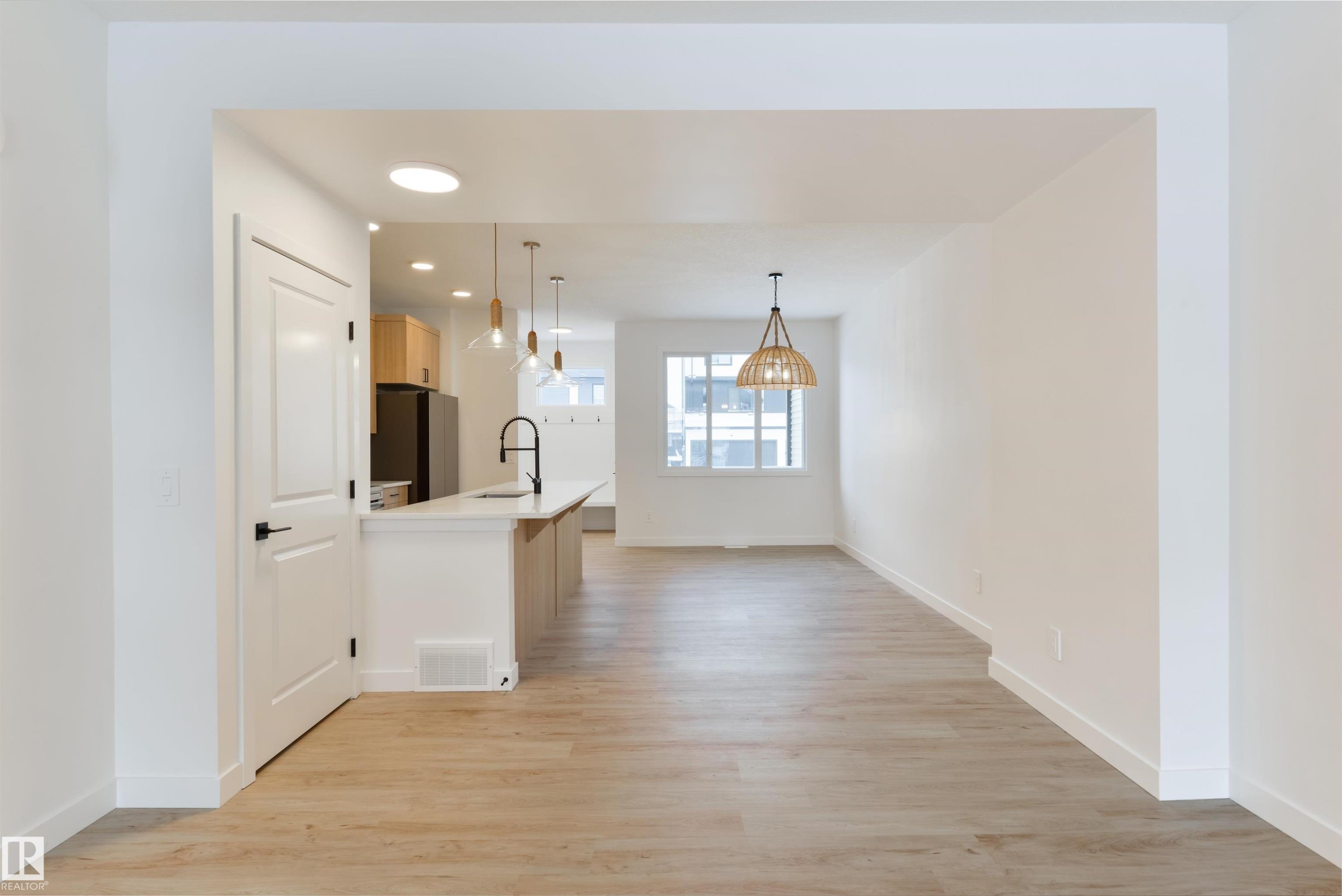 9 Cobblestone Gate, Spruce Grove, AB - Indoor Photo Showing Other Room