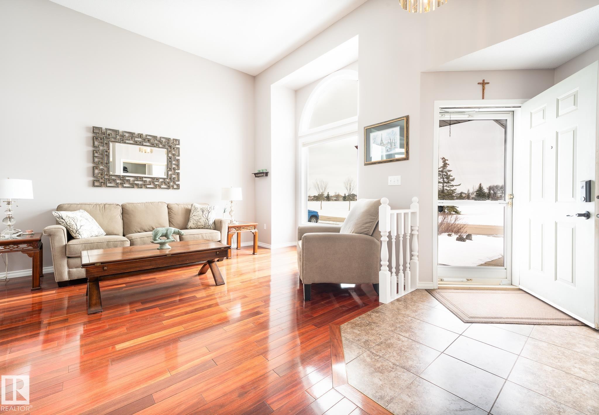 7011 158 Avenue, Edmonton, AB - Indoor