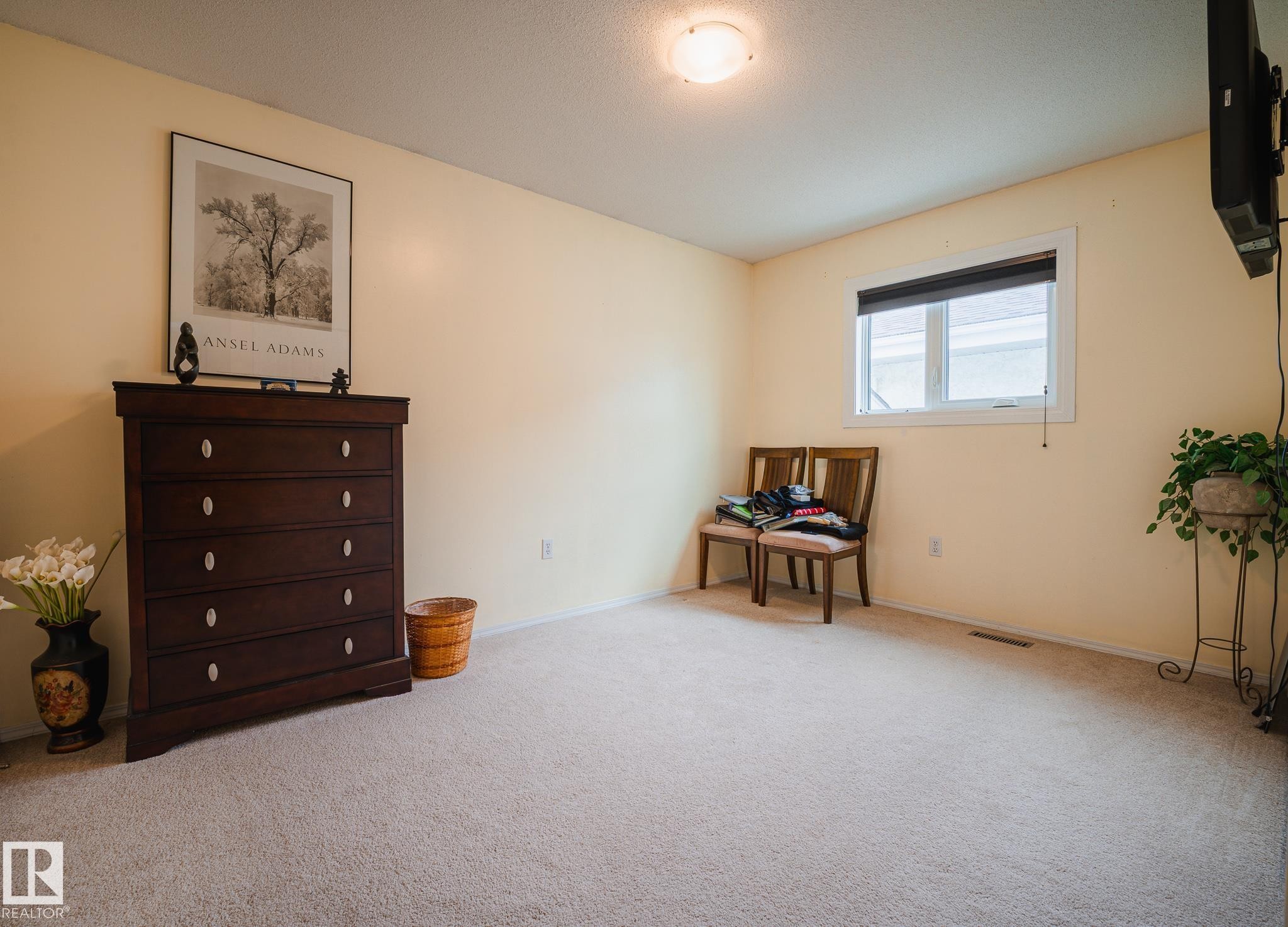 7011 158 Avenue, Edmonton, AB - Indoor