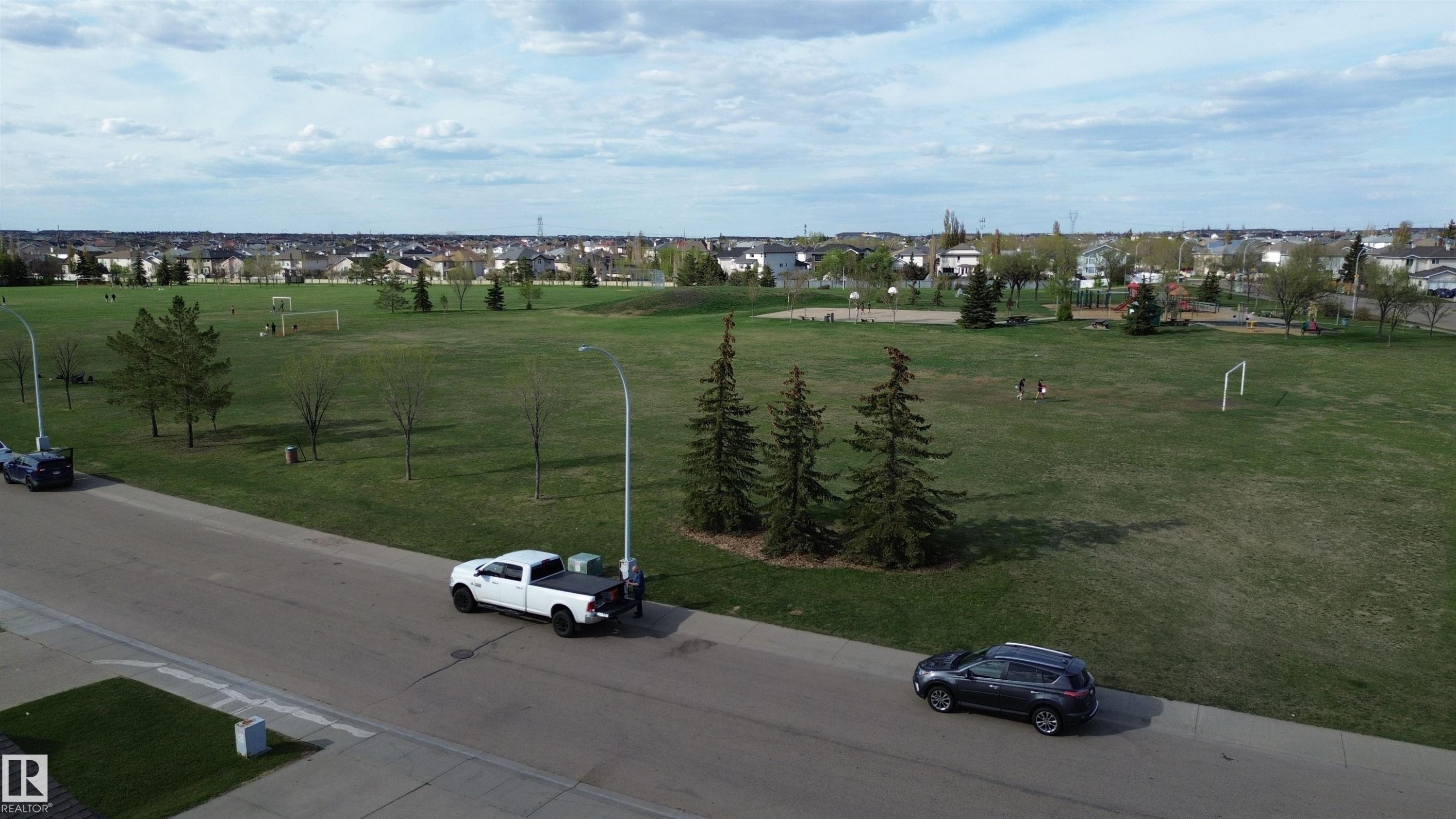 7011 158 Avenue, Edmonton, AB - Outdoor With View