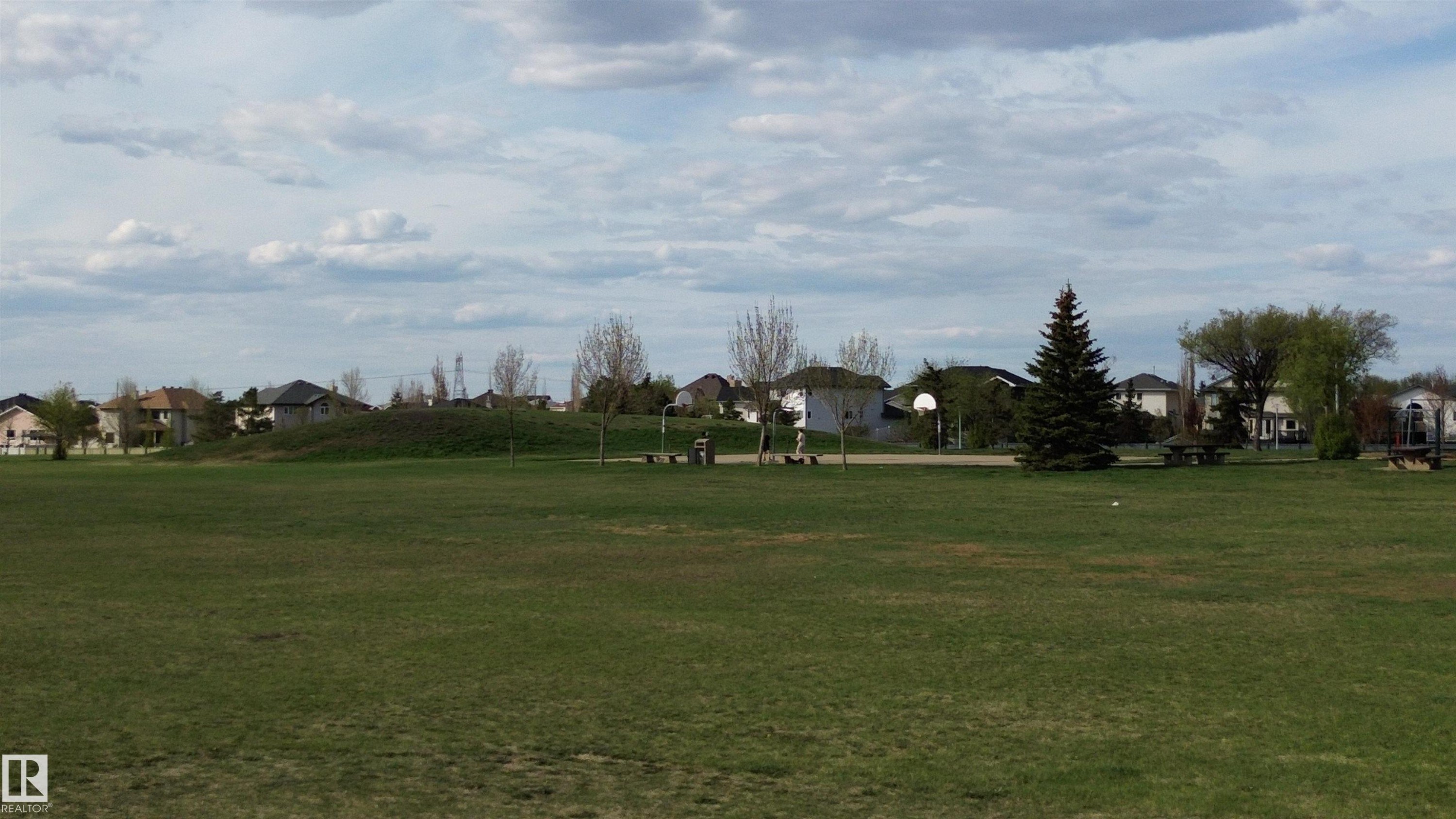 7011 158 Avenue, Edmonton, AB - Outdoor With View