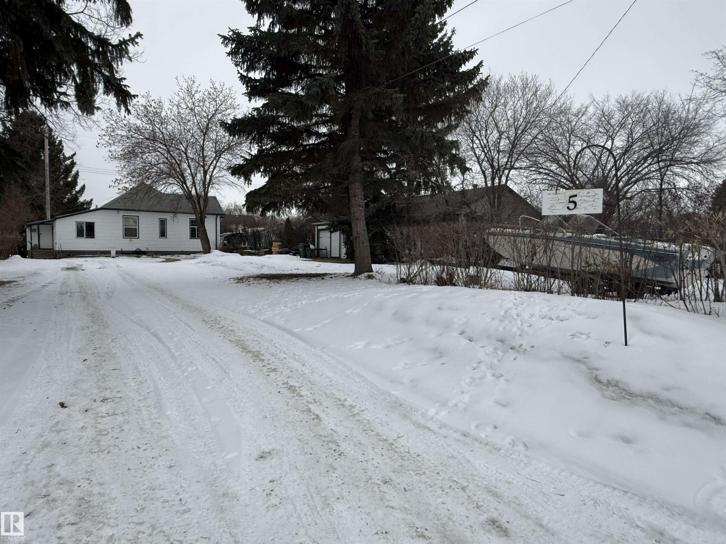 5 O'Brien, Fort Saskatchewan, AB - Outdoor