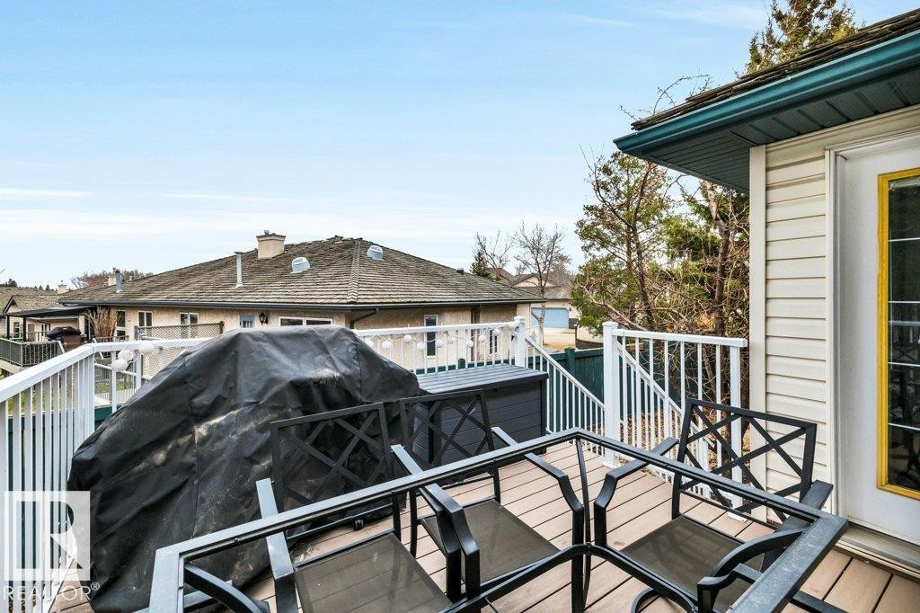 23 211 Blackburn Drive E, Edmonton, AB - Outdoor With Exterior