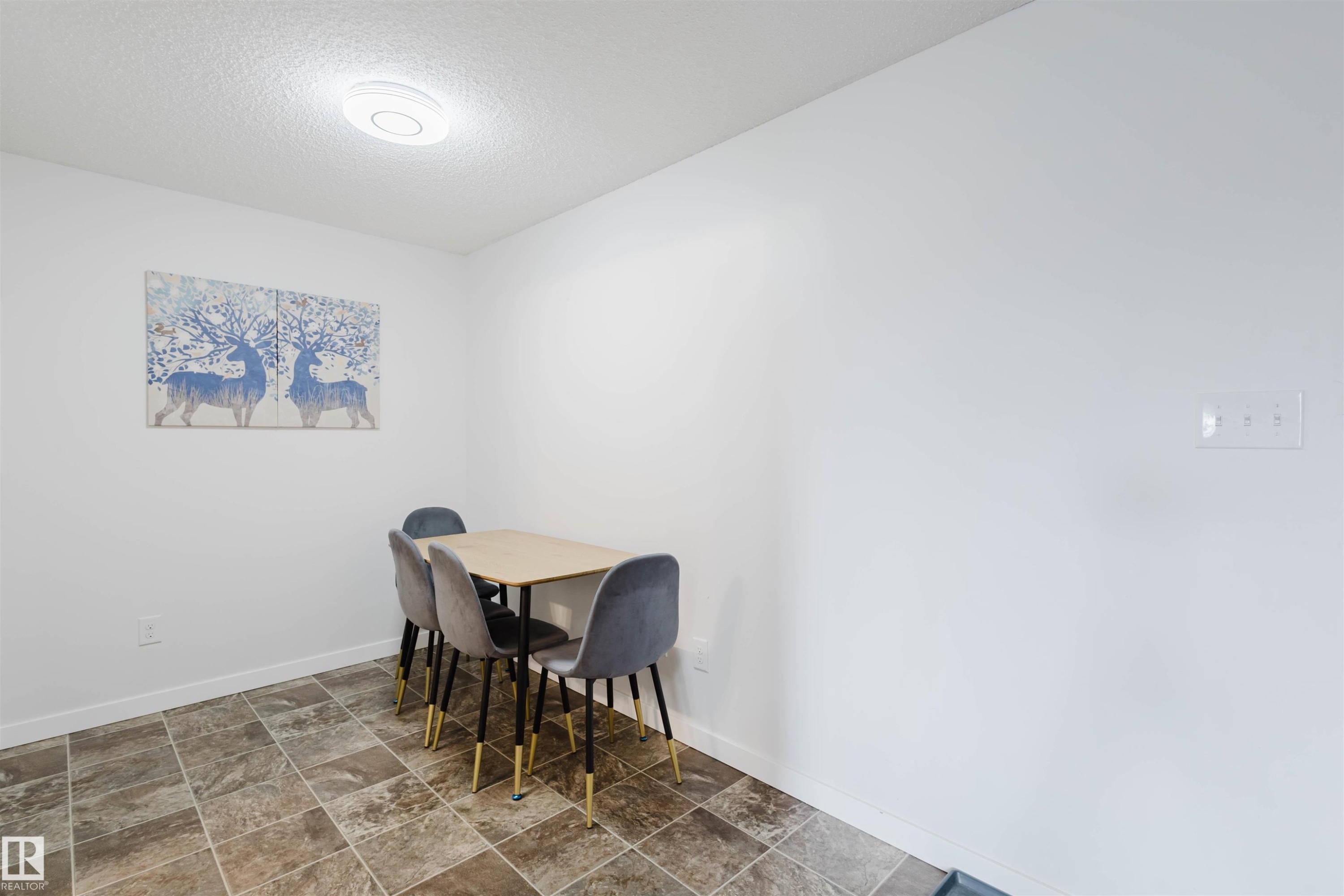 209 11803 22 Avenue, Edmonton, AB - Indoor Photo Showing Dining Room