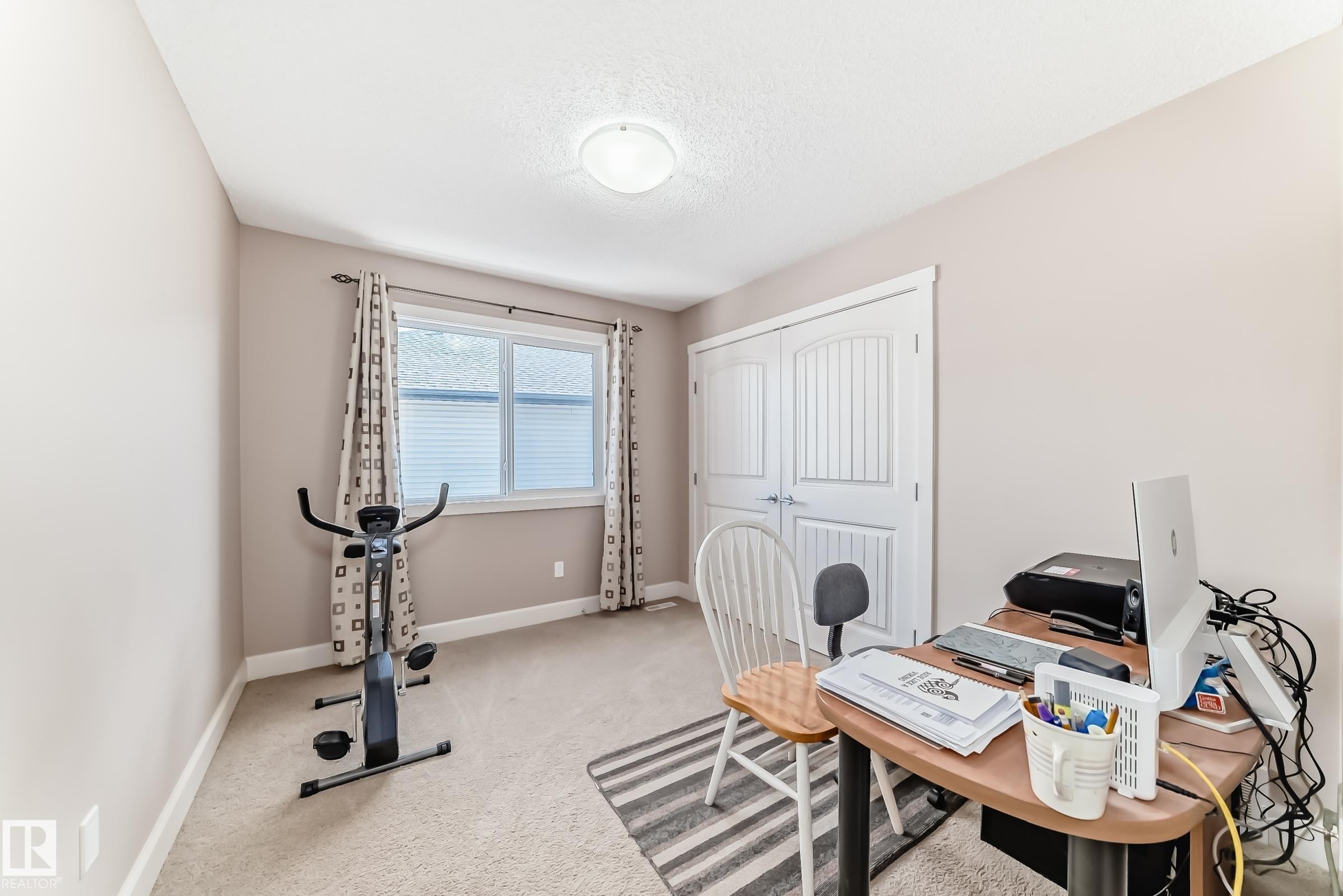 16520 136 Street Nw, Edmonton, AB - Indoor
