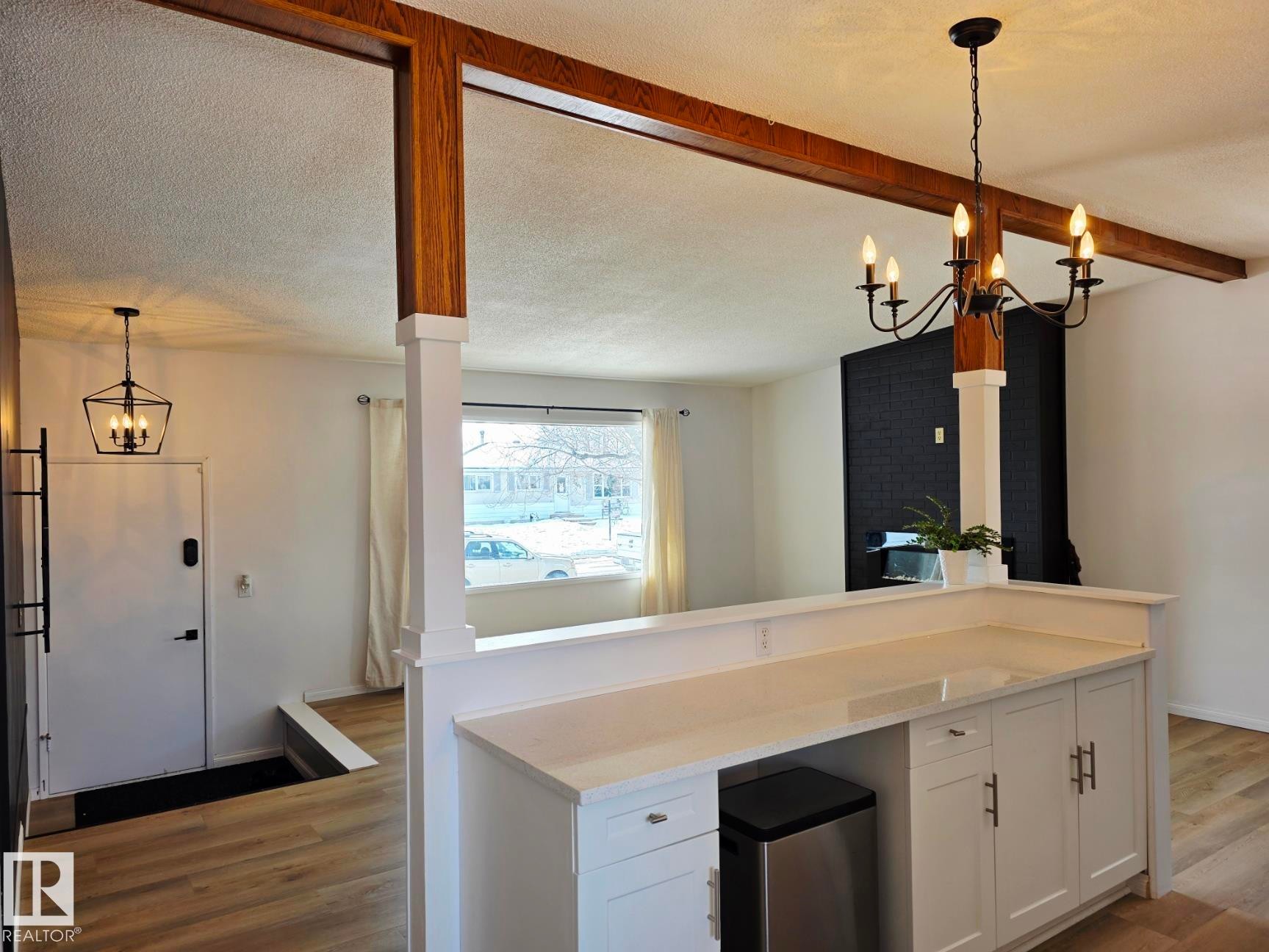 5204 43 Avenue, Leduc, AB - Indoor