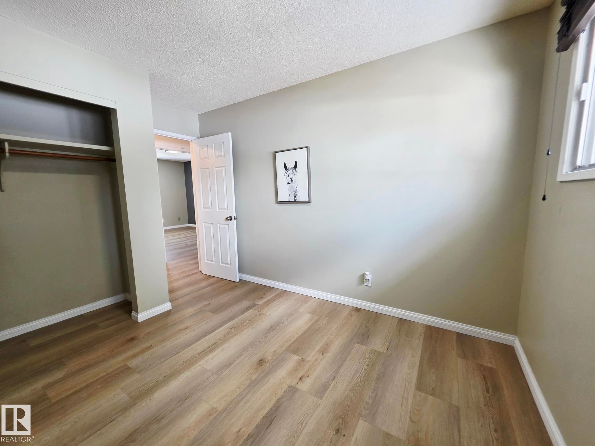 5204 43 Avenue, Leduc, AB - Indoor Photo Showing Other Room