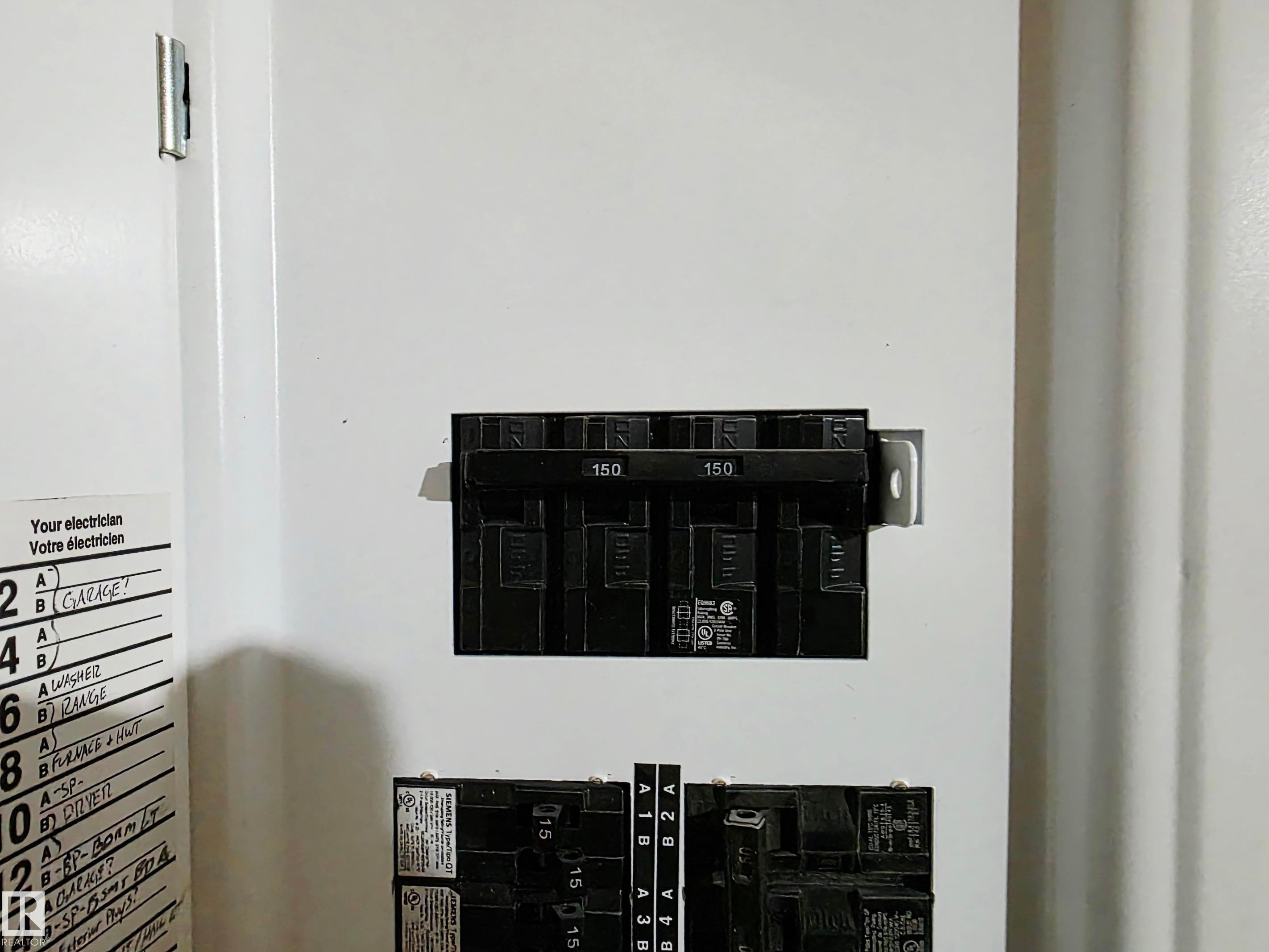 5204 43 Avenue, Leduc, AB - Indoor Photo Showing Other Room