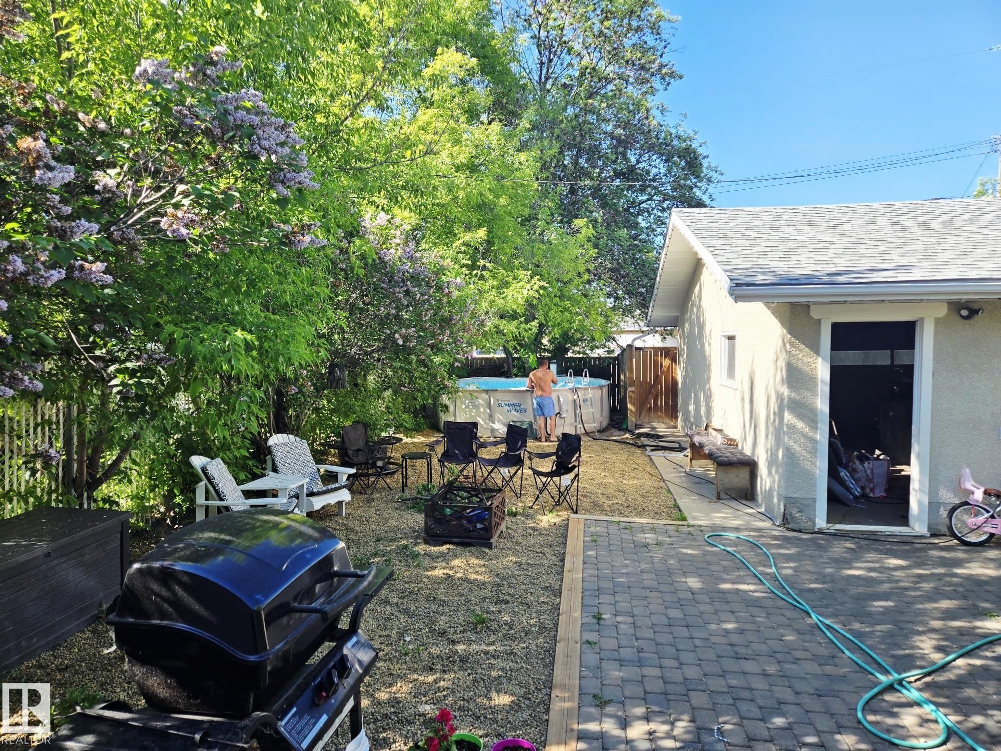 5204 43 Avenue, Leduc, AB - Outdoor