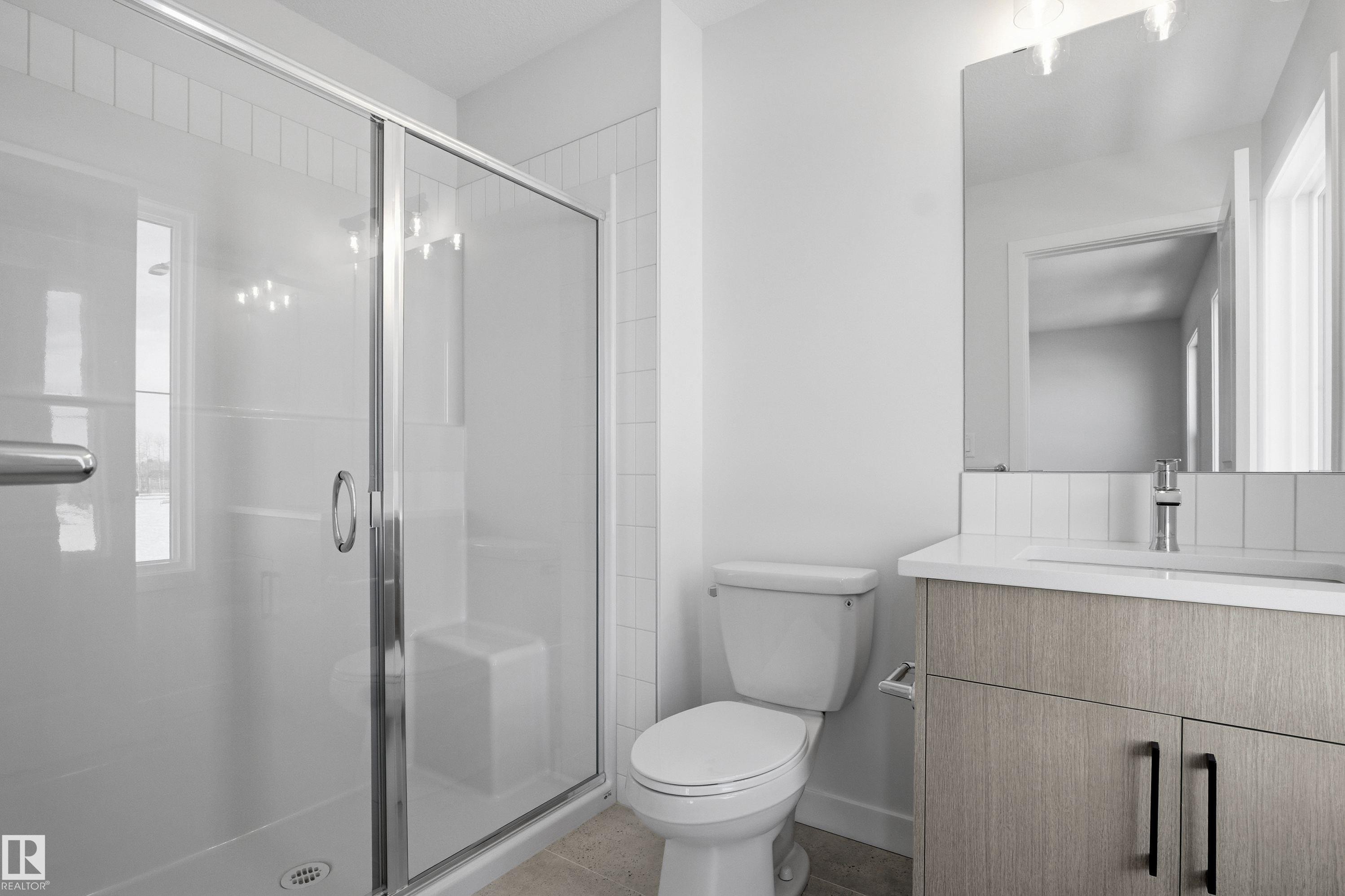 8628 Edgemont Link Link, Edmonton, AB - Indoor Photo Showing Bathroom