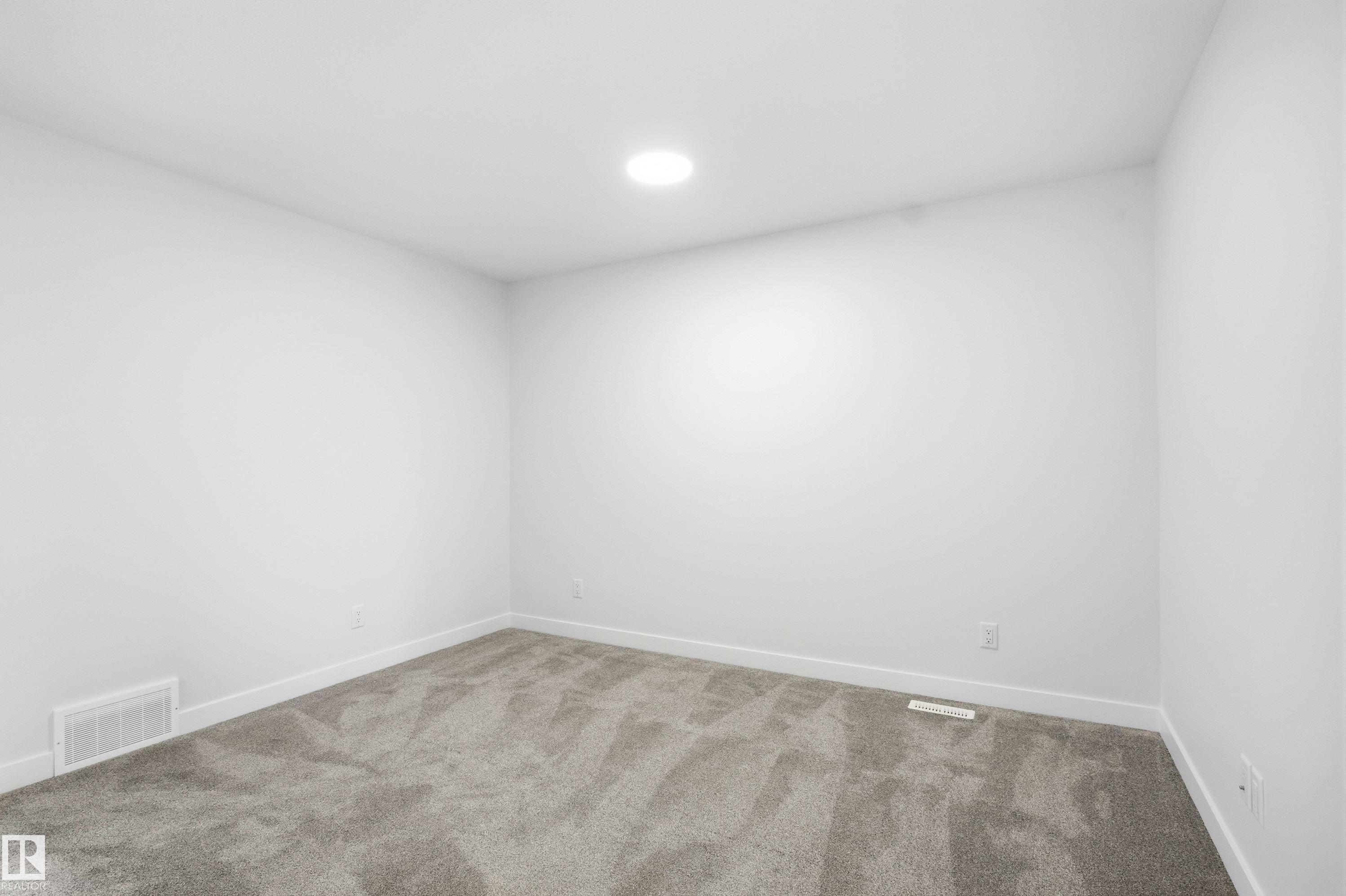 8628 Edgemont Link Link, Edmonton, AB - Indoor Photo Showing Other Room