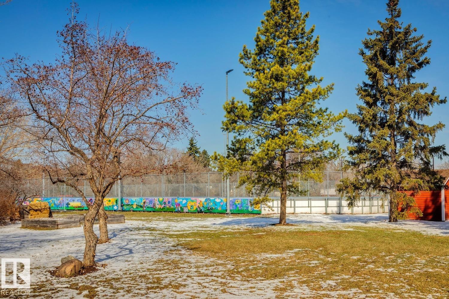 101 11140 68 Avenue, Edmonton, AB - Outdoor With View