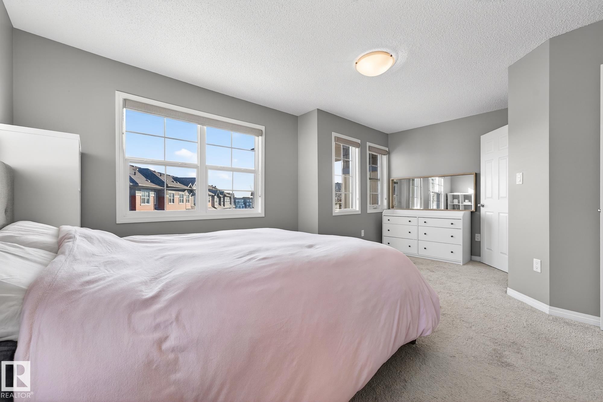 17 4029 Orchards Drive, Edmonton, AB - Indoor Photo Showing Bedroom