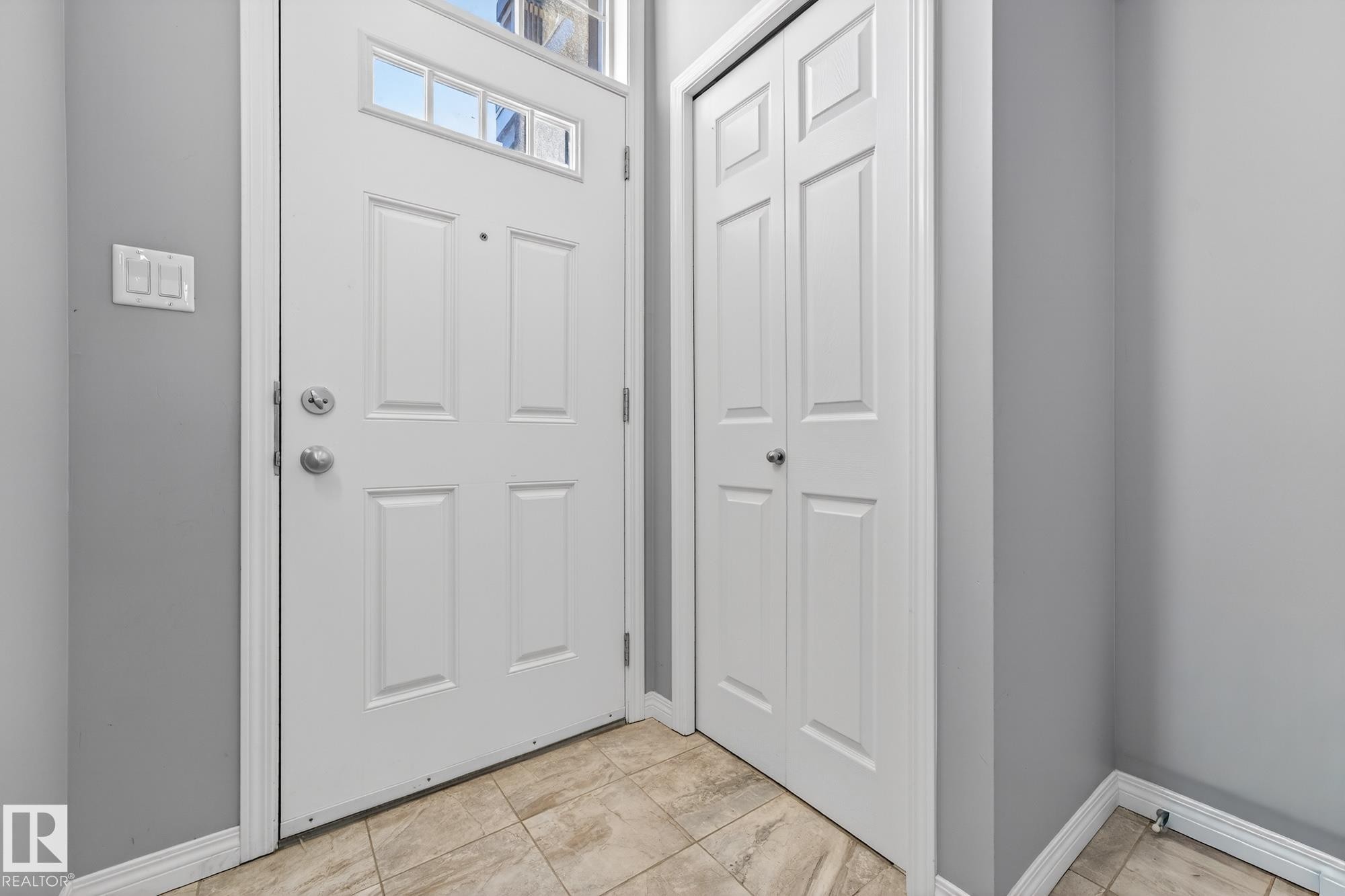 17 4029 Orchards Drive, Edmonton, AB - Indoor Photo Showing Other Room