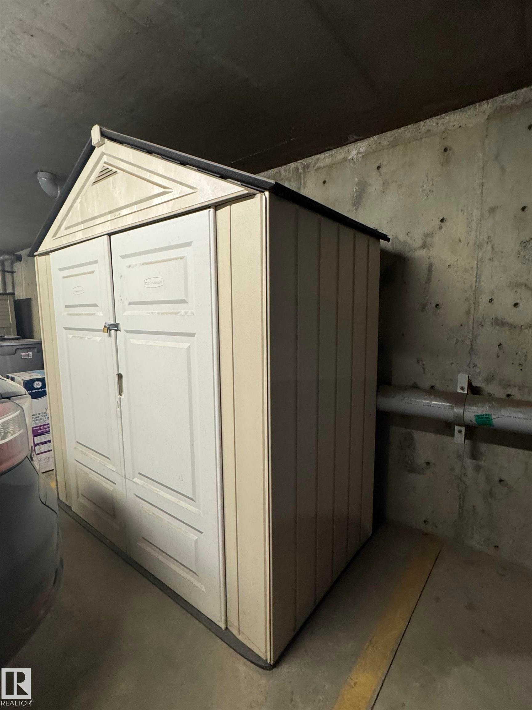 Image quality insufficient for description - 307 6084 Stanton Drive, Edmonton, AB - Indoor