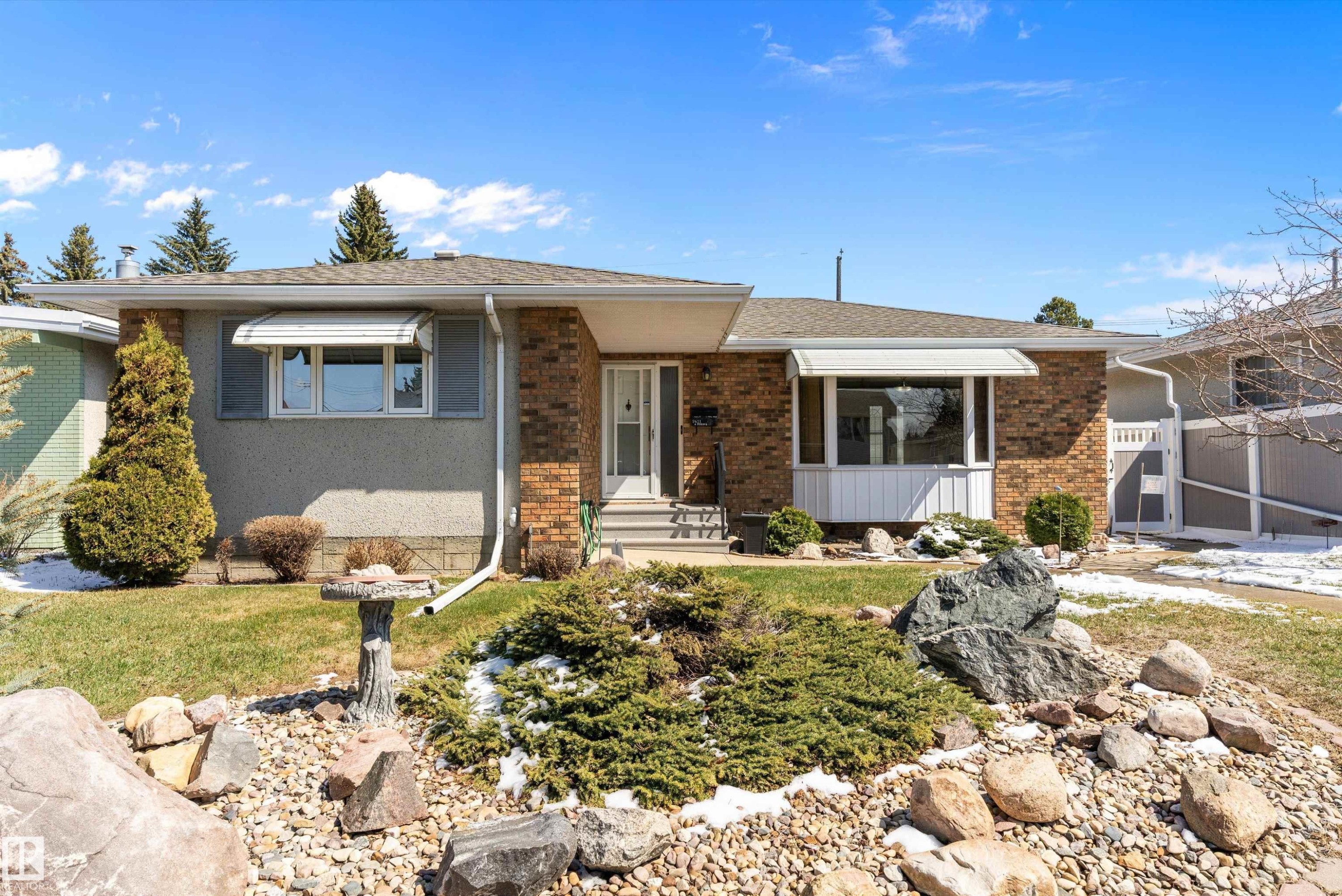 9411 68A Street, Edmonton, AB - Outdoor