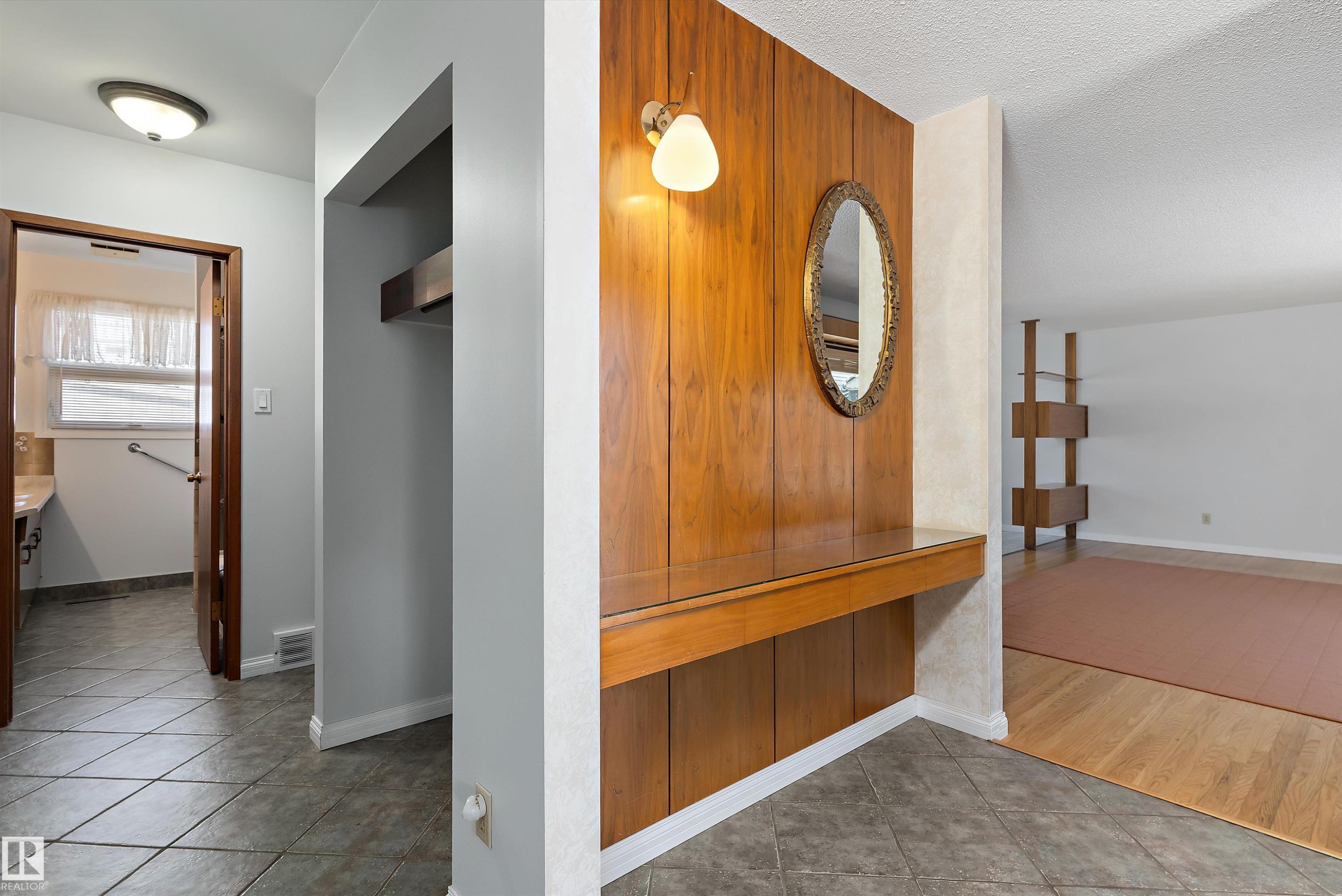9411 68A Street, Edmonton, AB - Indoor Photo Showing Other Room