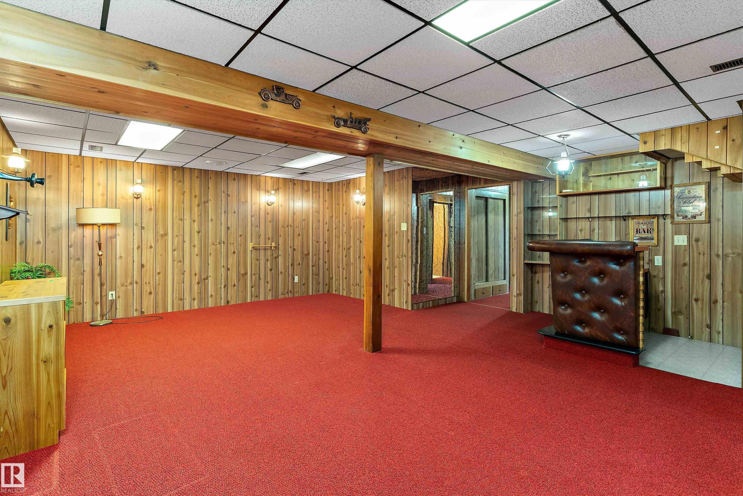 9411 68A Street, Edmonton, AB - Indoor