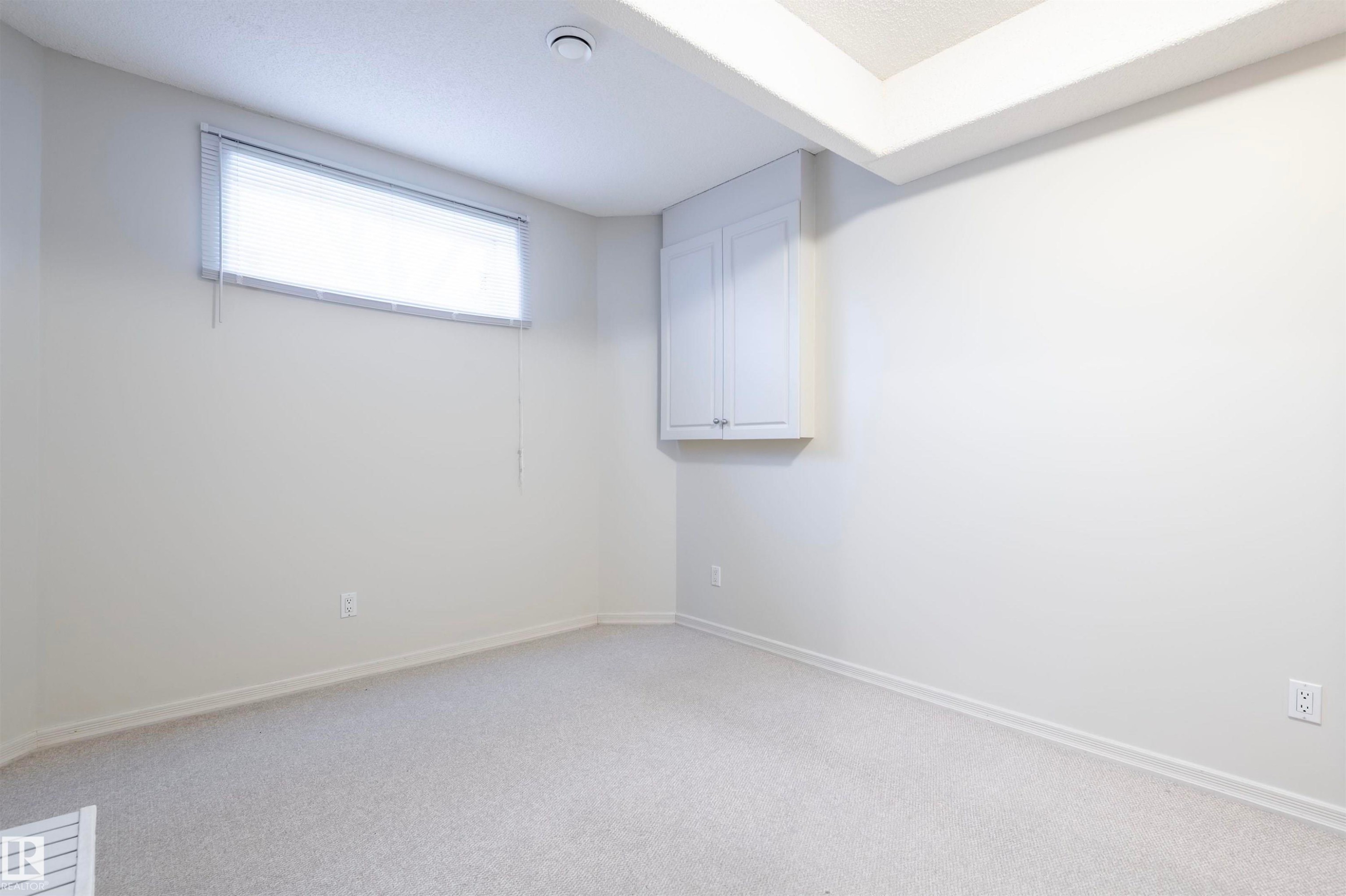 12 577 Butterworth Way, Edmonton, AB - Outdoor With View