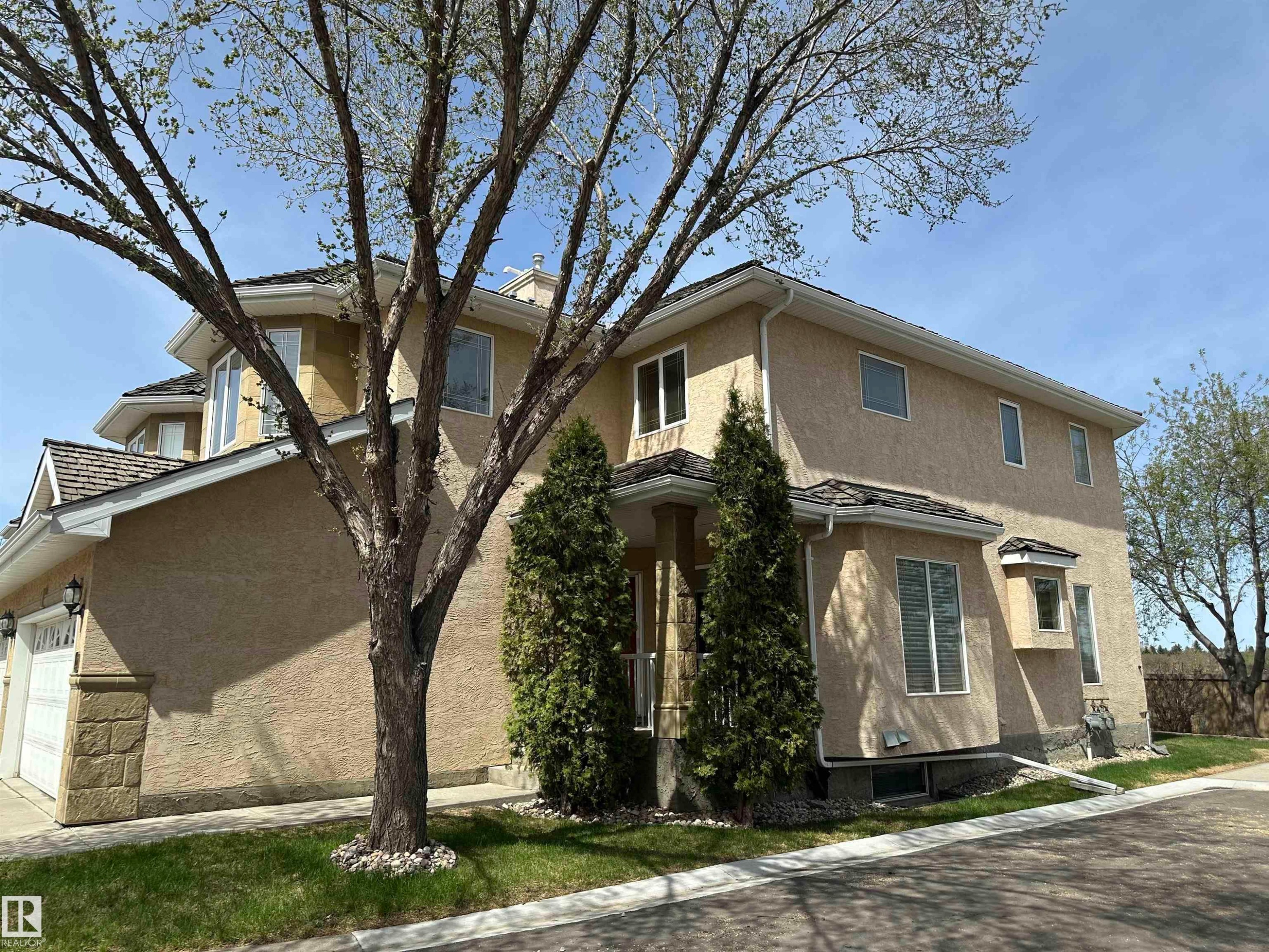 12 577 Butterworth Way, Edmonton, AB - Outdoor With Balcony