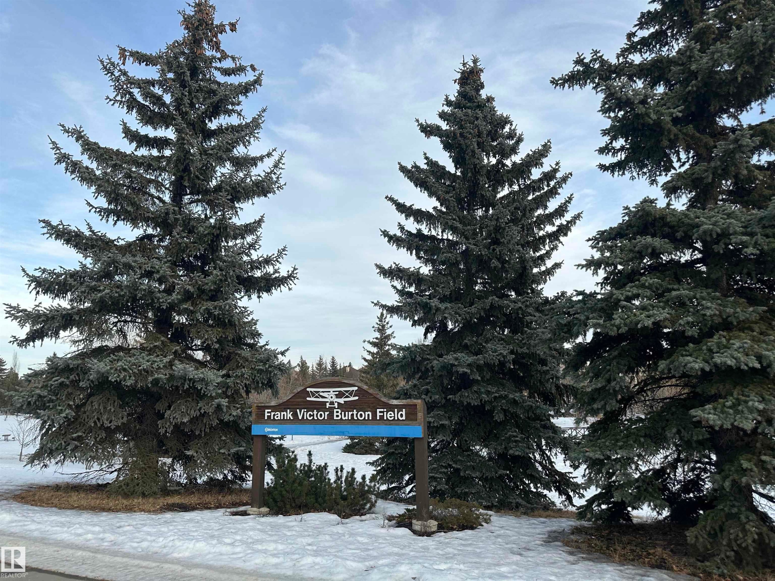 12 577 Butterworth Way, Edmonton, AB - Outdoor With View