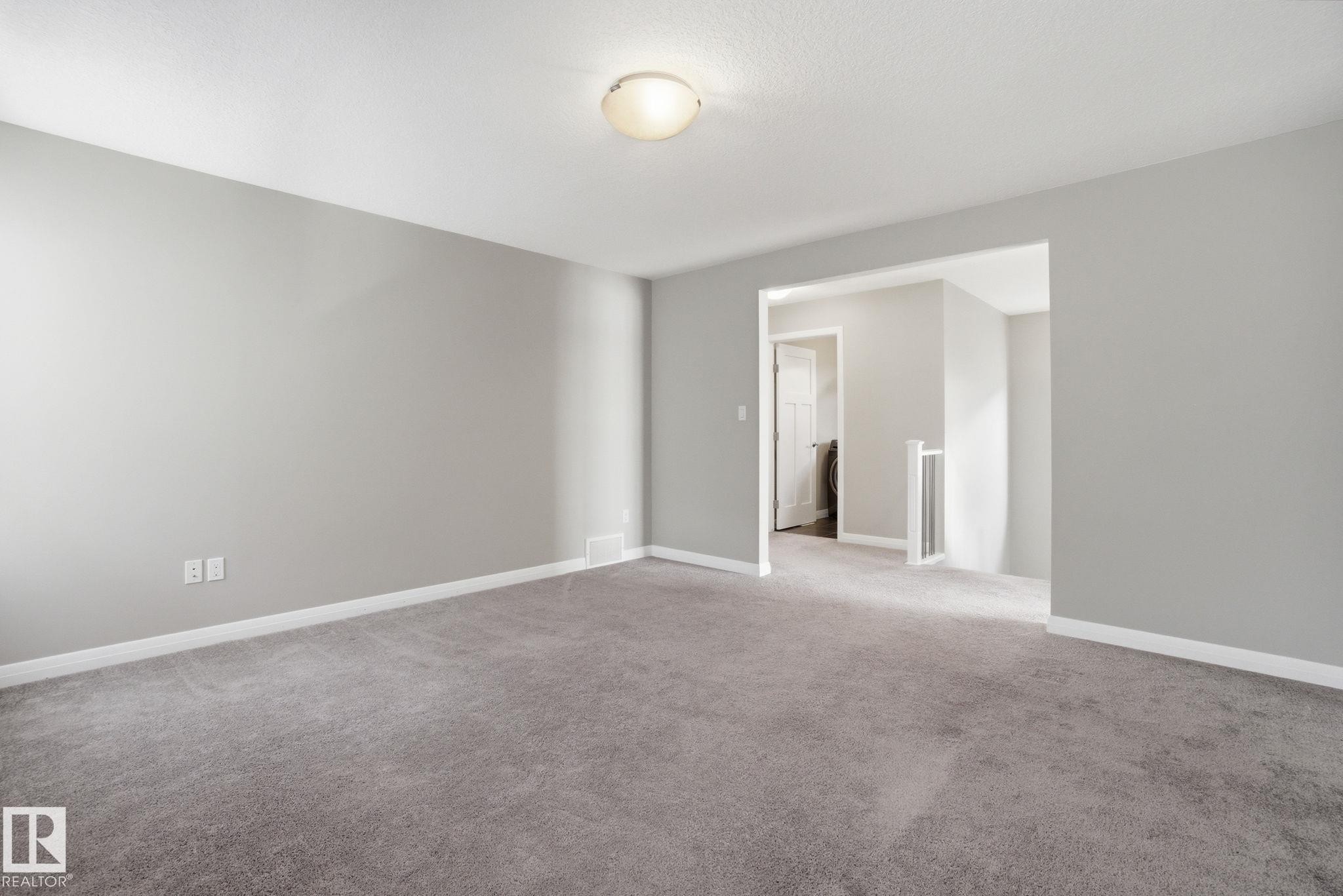 3875 Agar Green, Edmonton, AB - Indoor Photo Showing Other Room