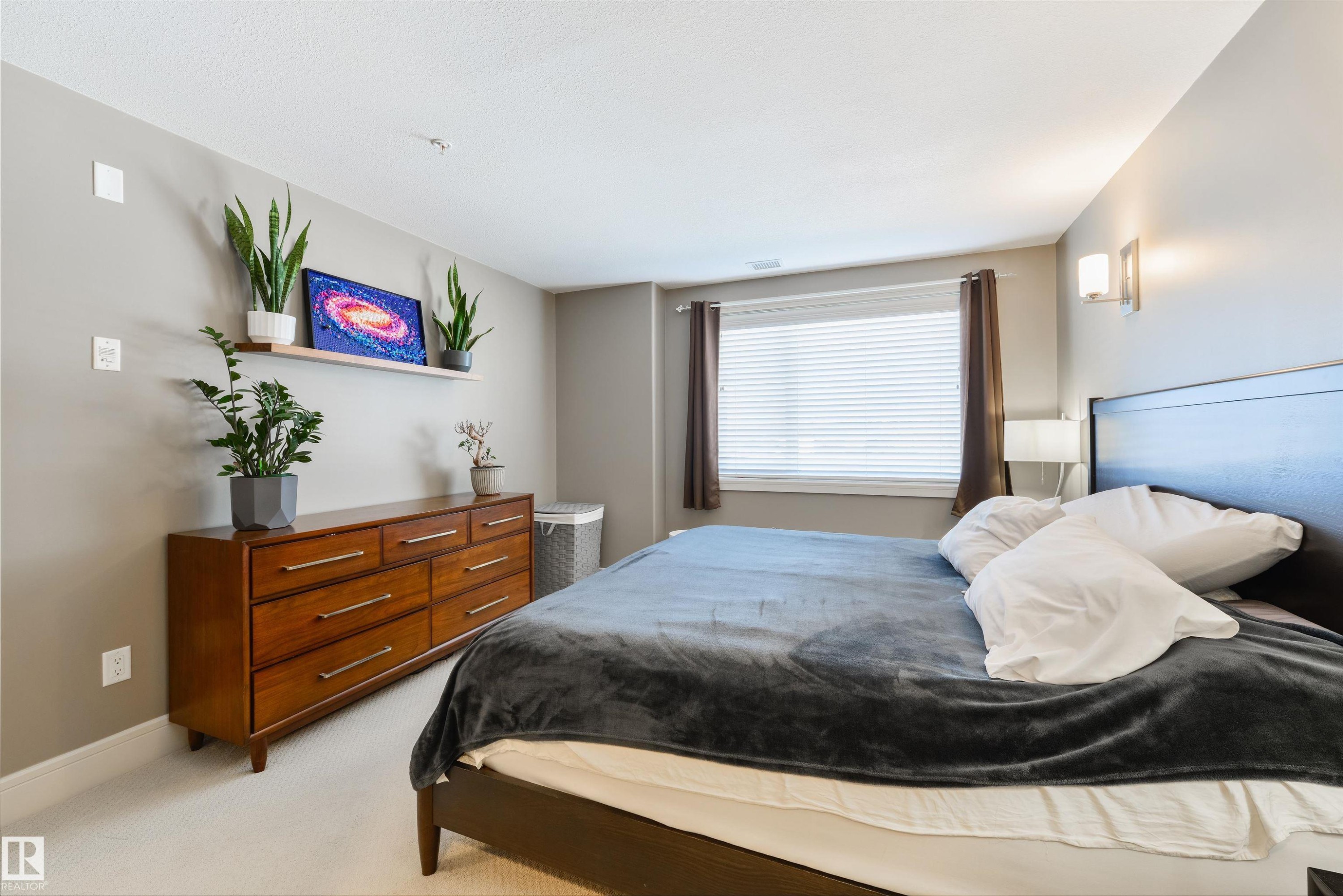 219 7508 Getty Gate, Edmonton, AB - Indoor Photo Showing Bedroom