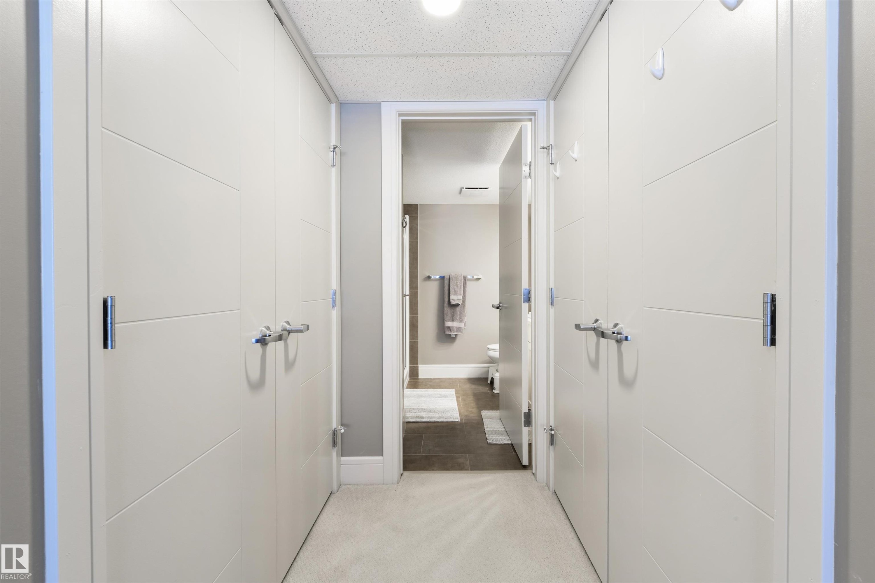 219 7508 Getty Gate, Edmonton, AB - Indoor Photo Showing Other Room