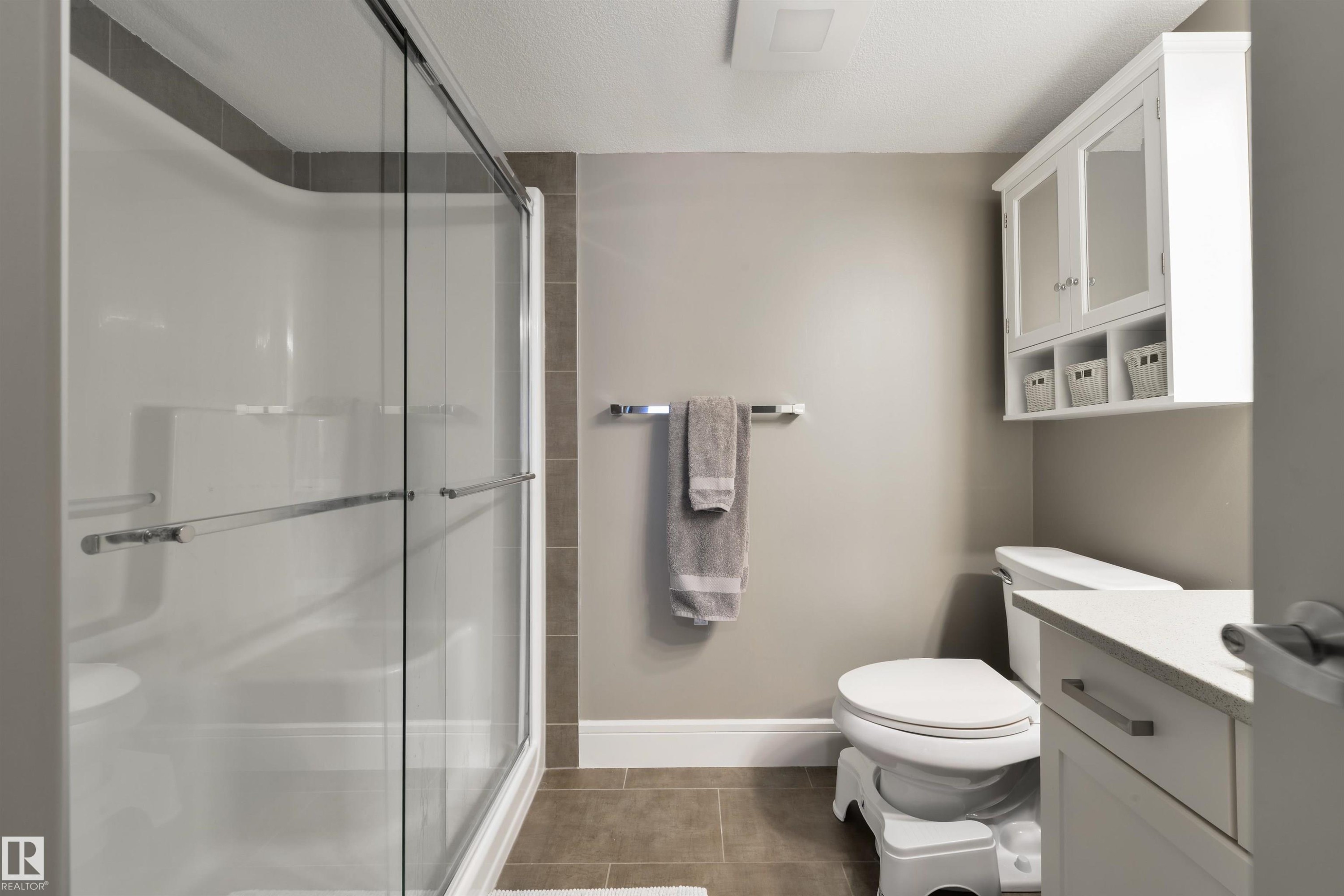 219 7508 Getty Gate, Edmonton, AB - Indoor Photo Showing Bathroom