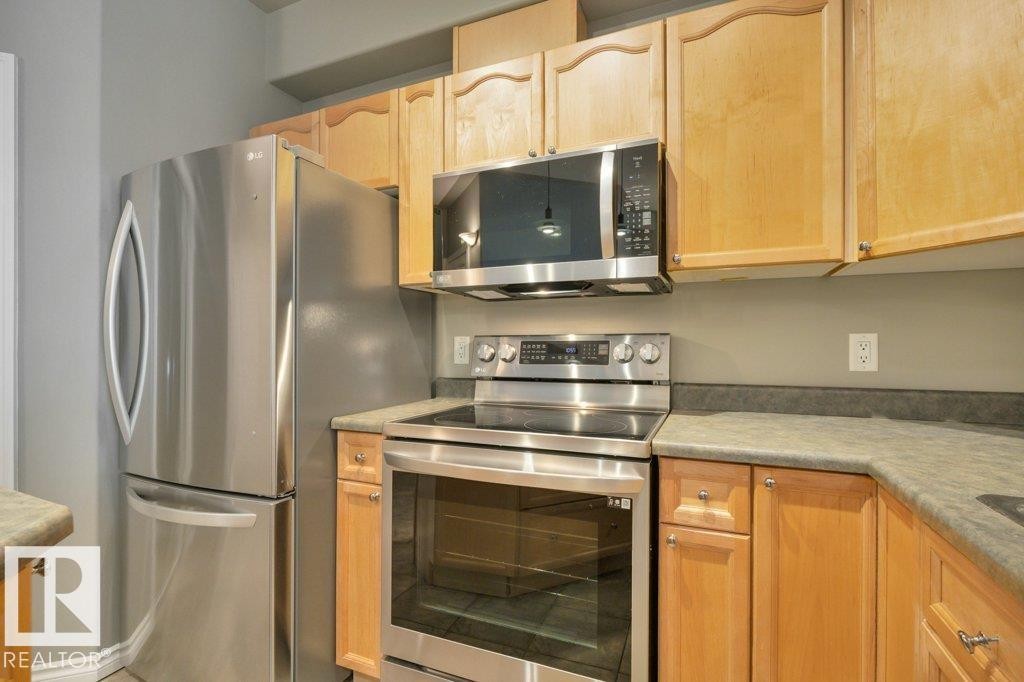 #203 10046 110 St Nw, Edmonton, AB
