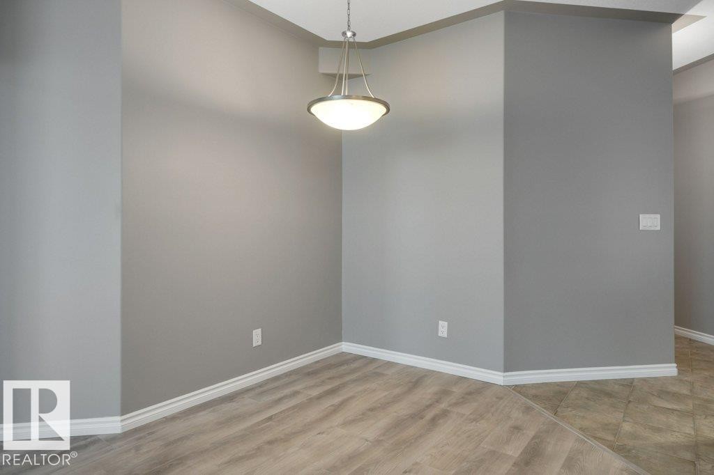 #203 10046 110 St Nw, Edmonton, AB