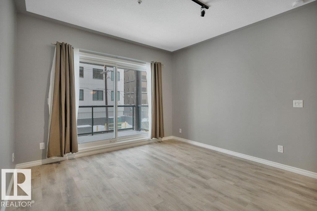 #203 10046 110 St Nw, Edmonton, AB