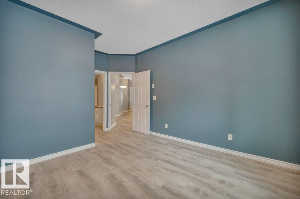 #203 10046 110 St Nw, Edmonton, AB