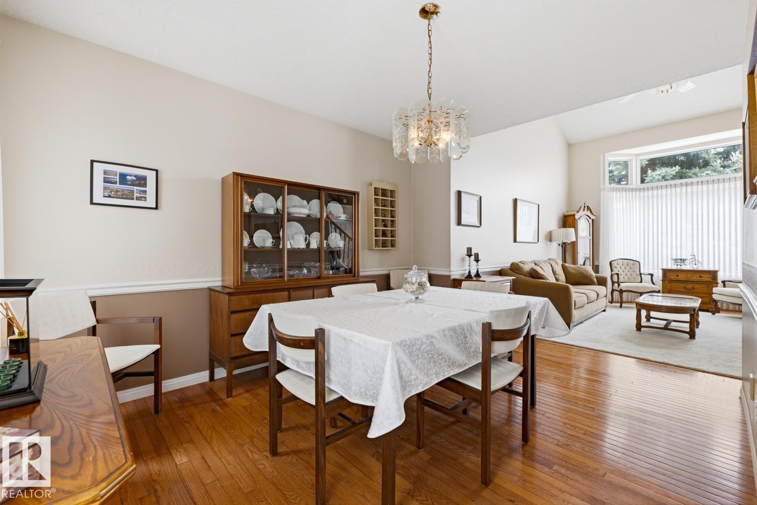 368 Ormsby Road W, Edmonton, AB