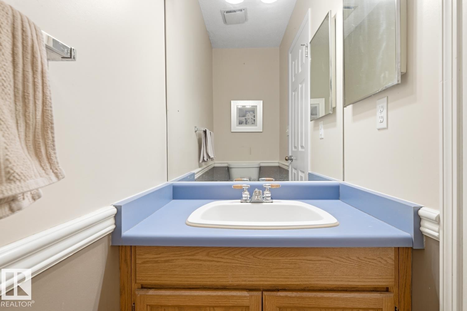 368 Ormsby Road W, Edmonton, AB